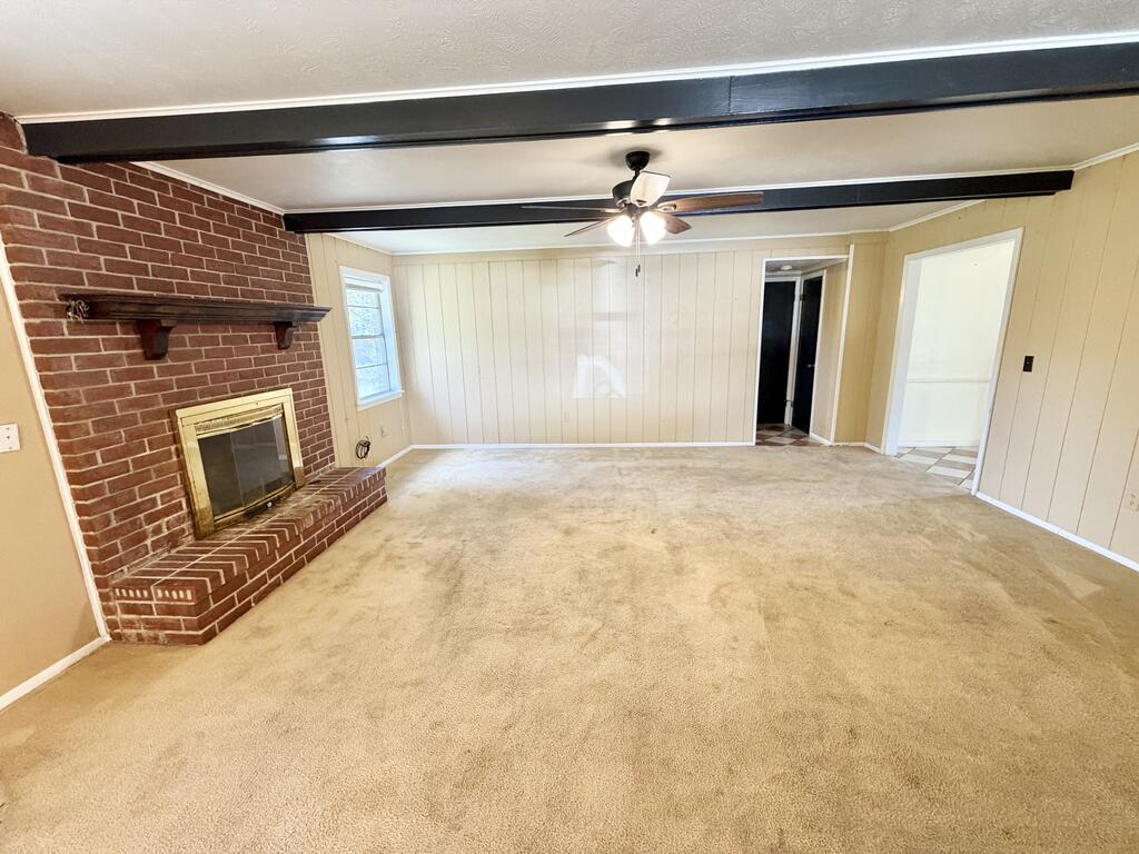 1273 EDGEWOOD CIRCLE
