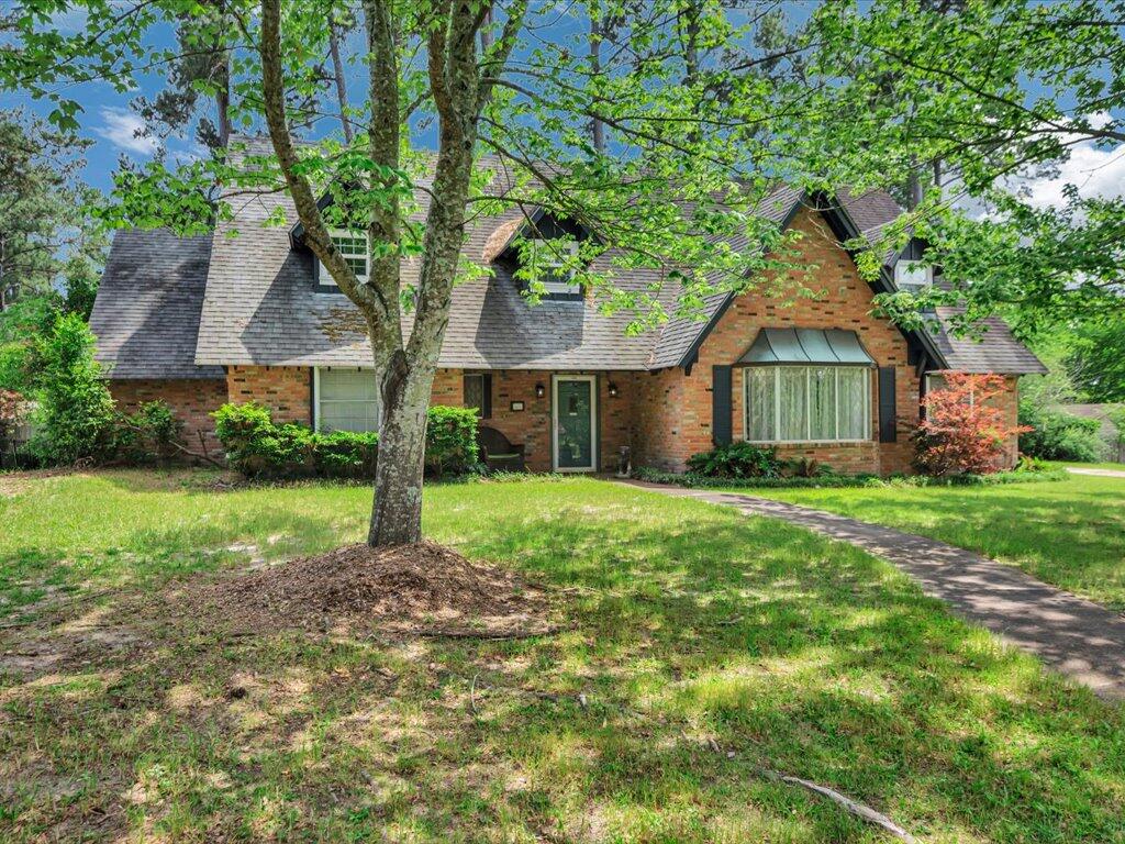 805 Spring Valley Drive