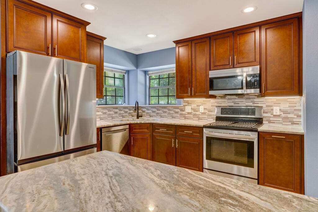 4000 Timberwood Drive