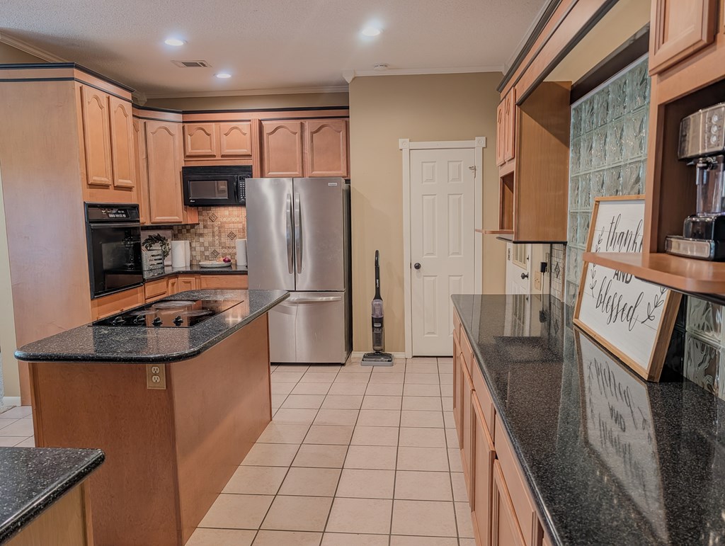 3501 Colonial Drive