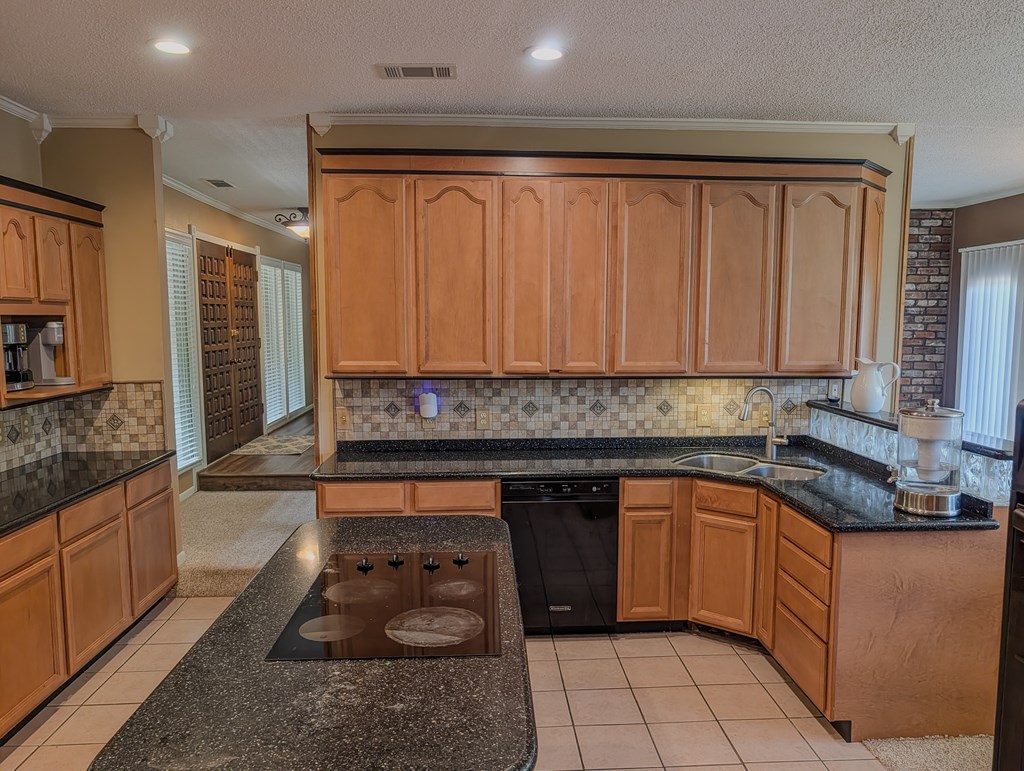 3501 Colonial Drive