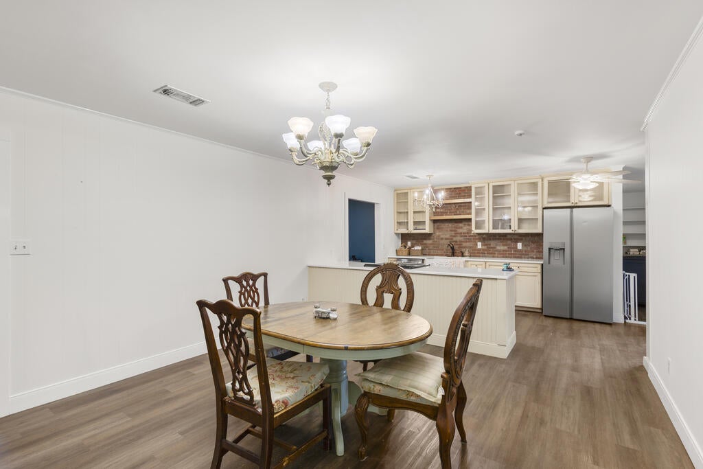 4822 St Hwy 21 W