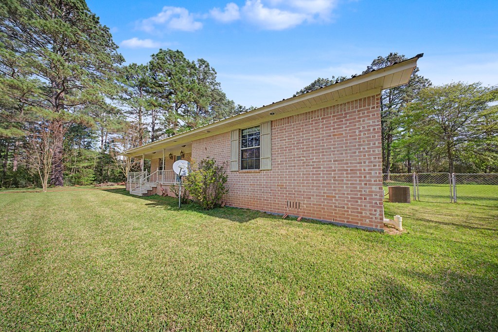 12218 State Highway 87 N