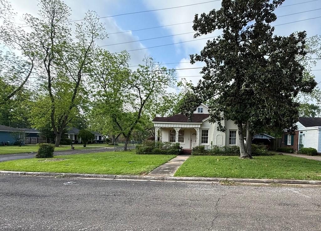 109 Lazy Lane