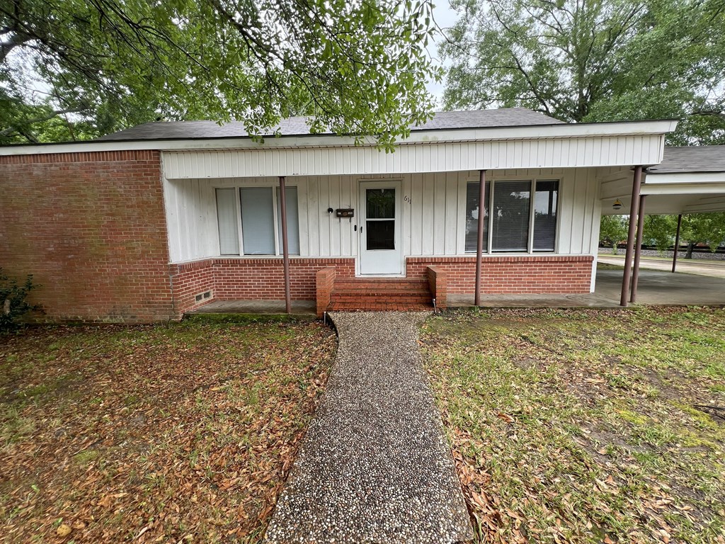 611 Park Lane 611