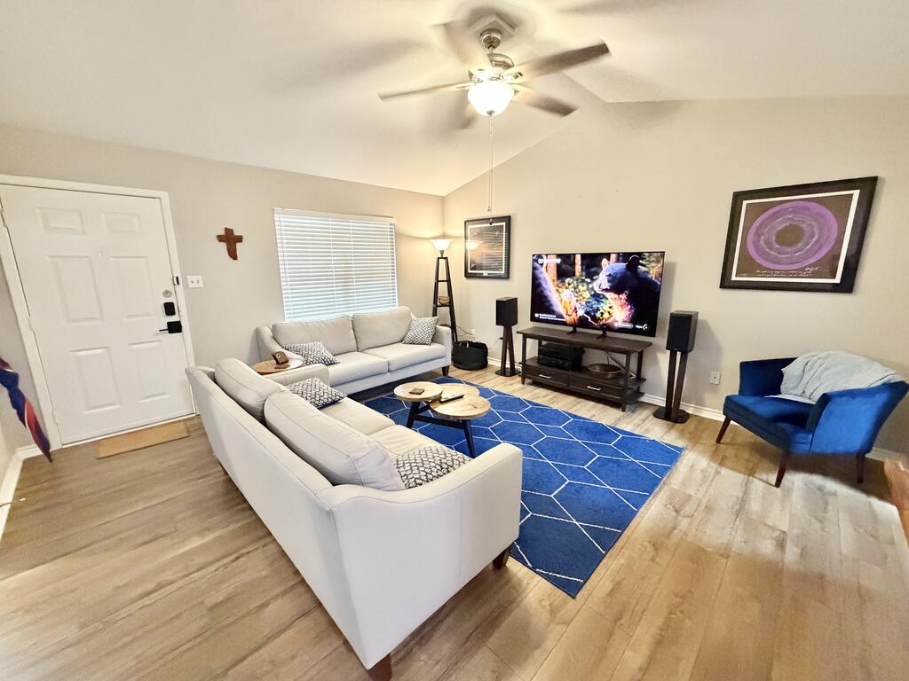 1500 Starr Avenue 304