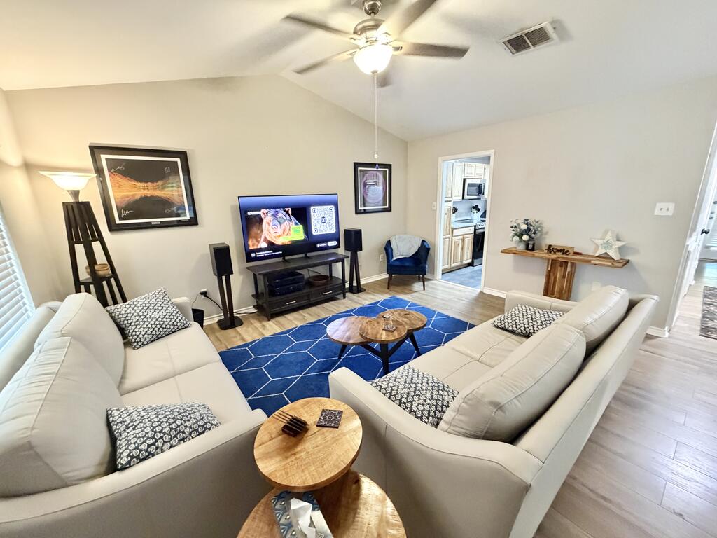 1500 Starr Avenue 304