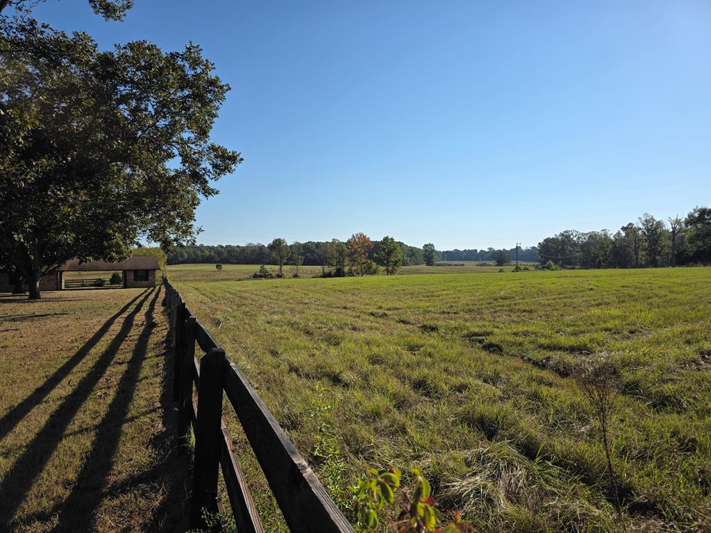 5762 Hwy 63W