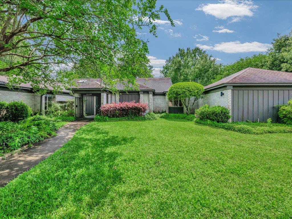 302 Crown Colony Drive