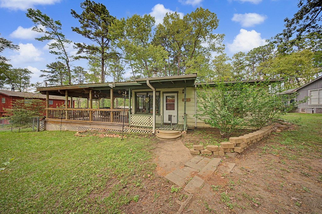 212 Winding Way