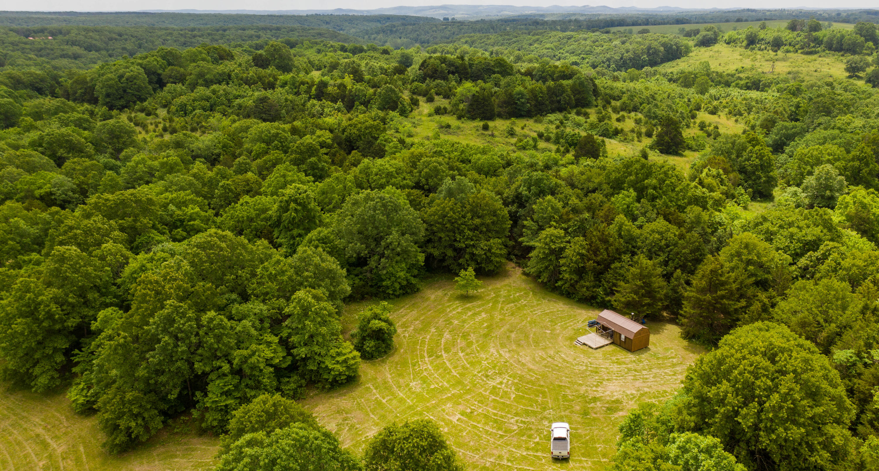 Only minutes from Rockbridge Trout & Game Ranch! Close to Springfield & Branson, this beautiful Ozarks property is ideal for anyone who likes to hunt and fish...or simply  a weekend getaway for the family. This is a perfect place to camp, ride the trails on your ATV or SXS, hike, explore, or even build your dream home! This unique property offers the perfect blend of open pasture, mature timber, water features, and trails.