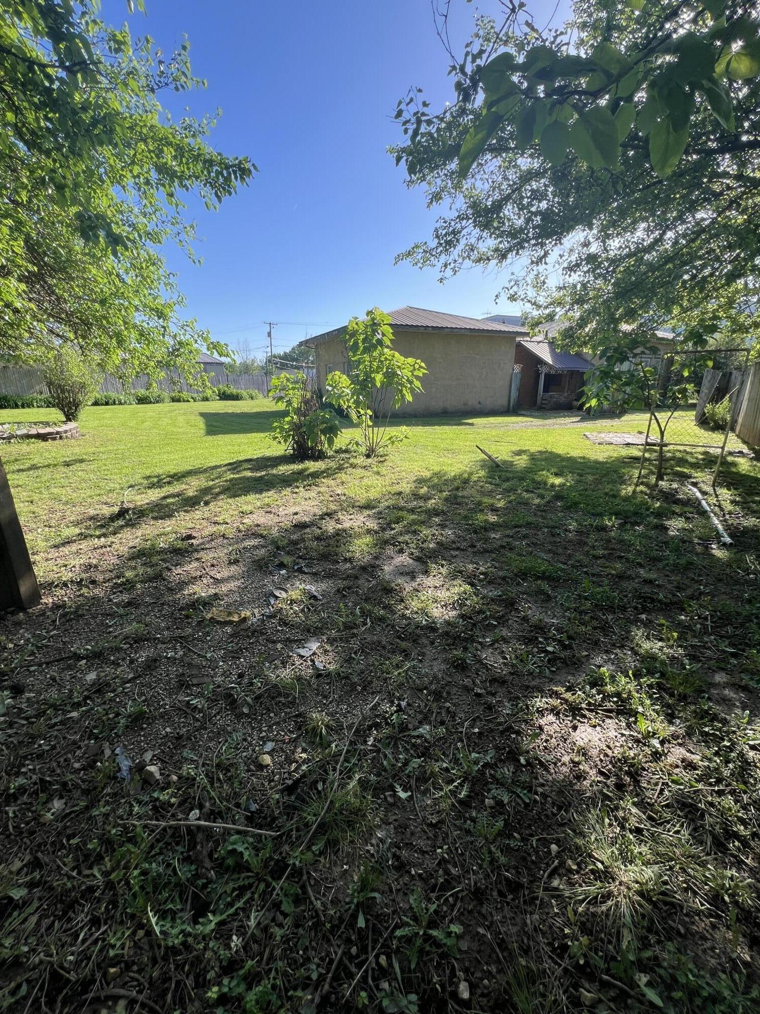 Lawrence-Not in List - Residential