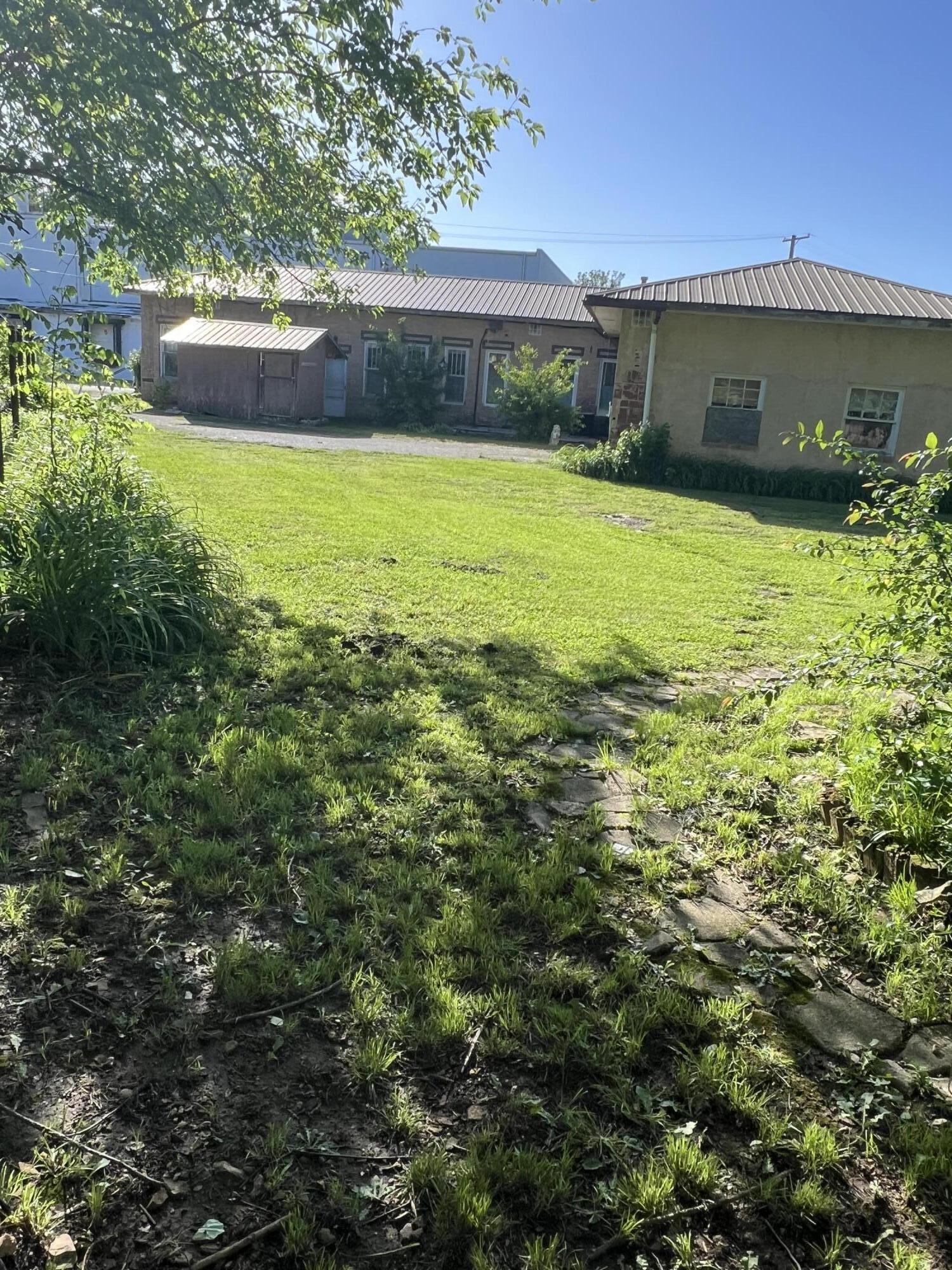 Lawrence-Not in List - Residential