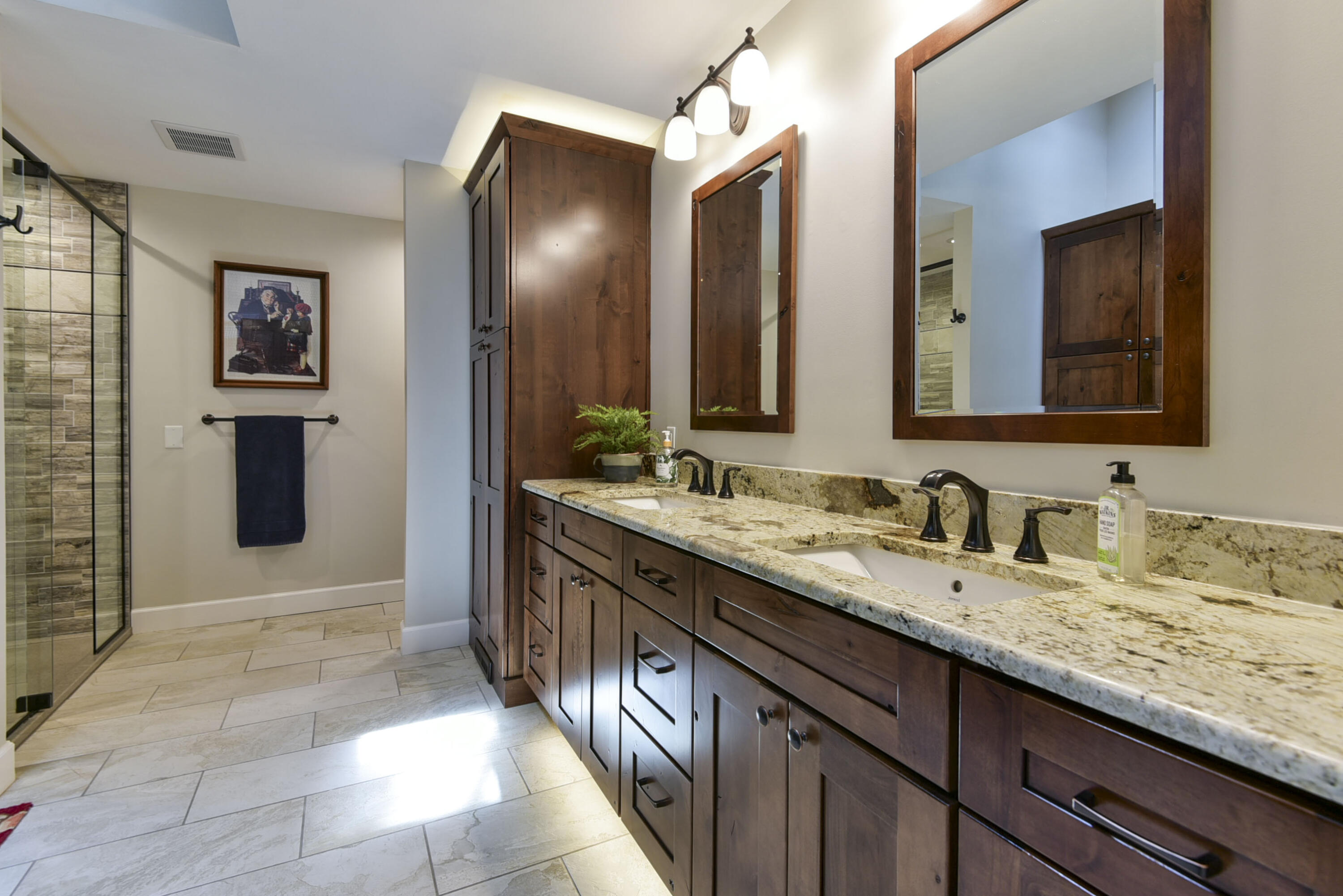 Whispering Oaks - Residential