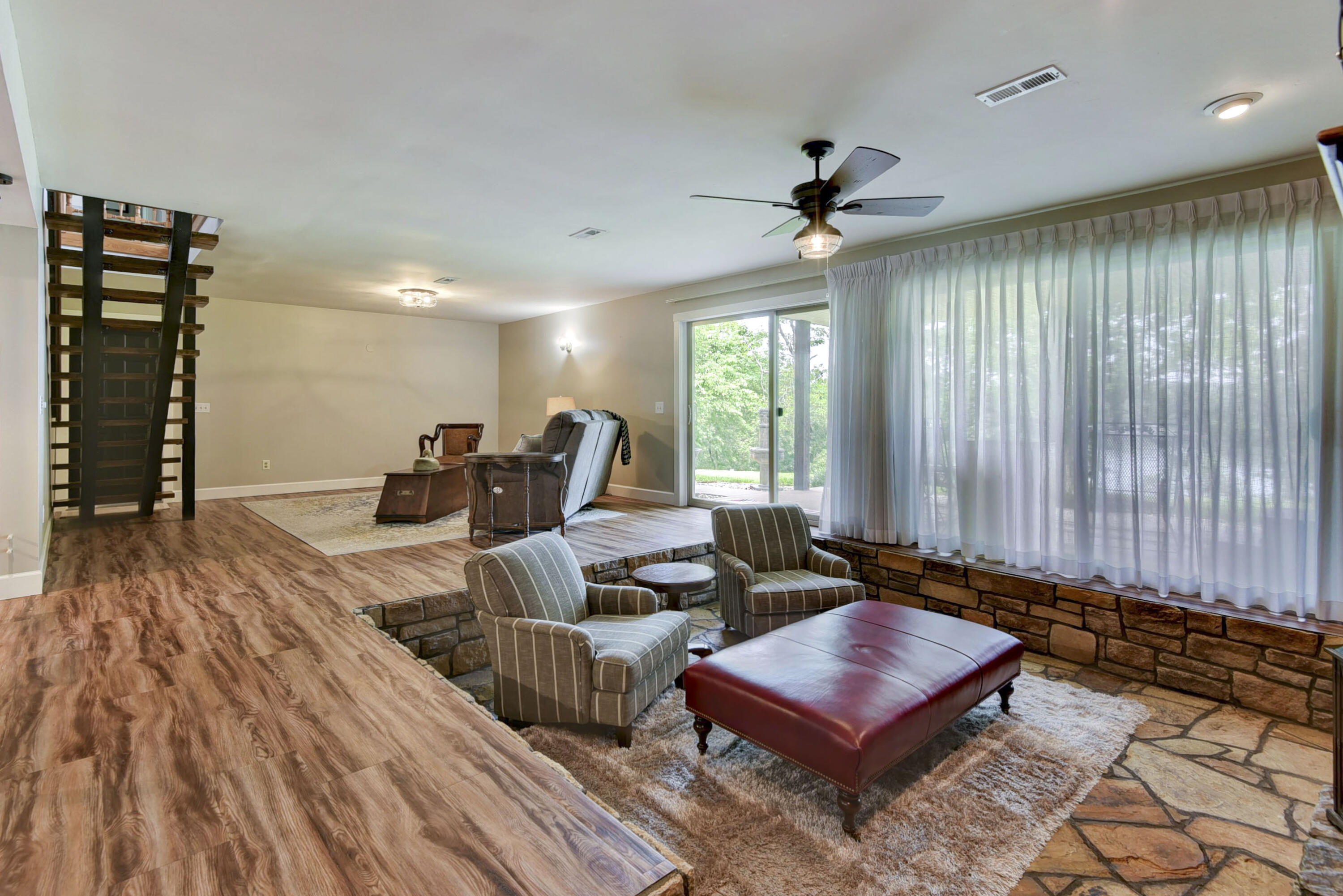 Whispering Oaks - Residential