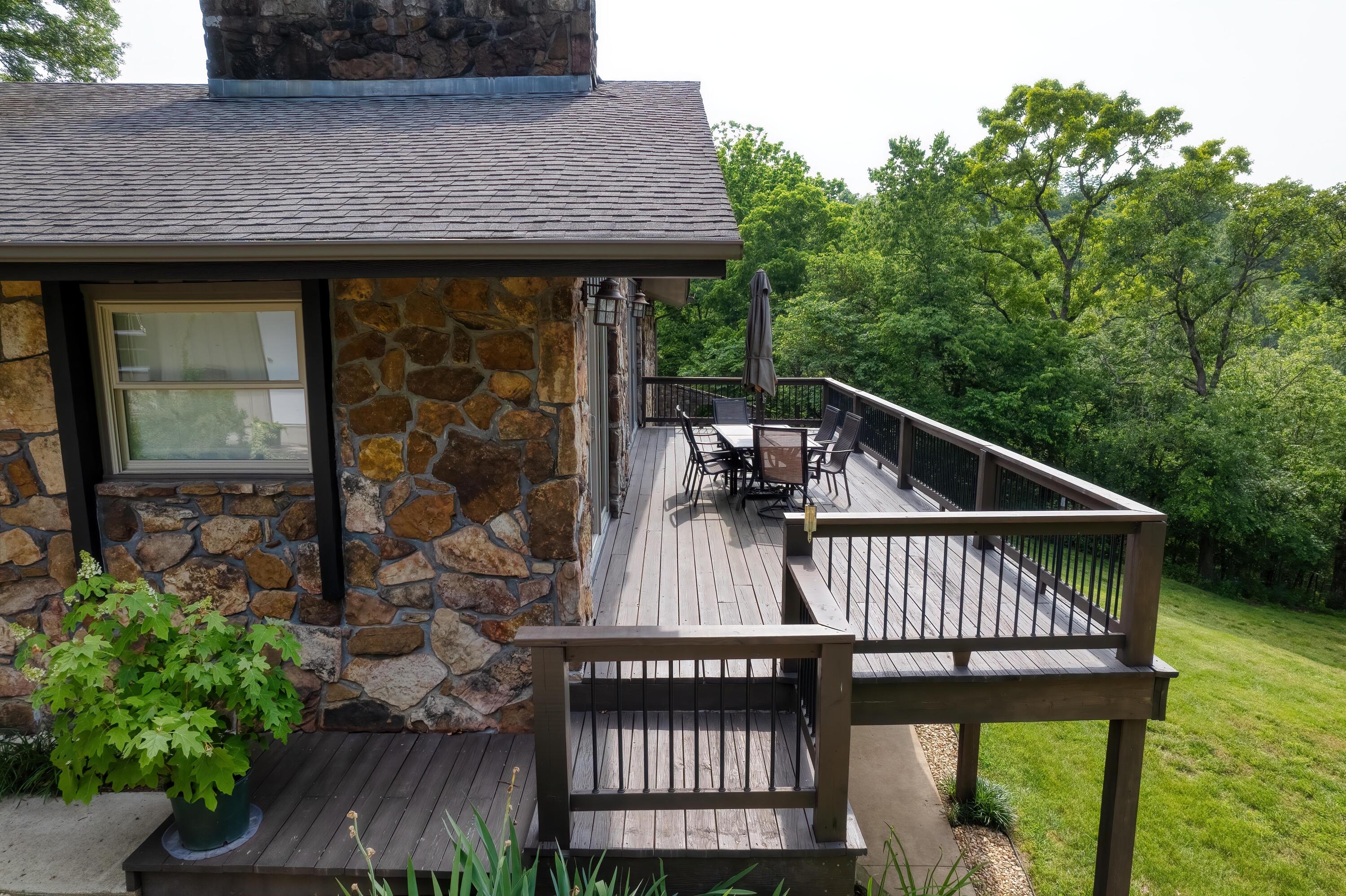 Whispering Oaks - Residential