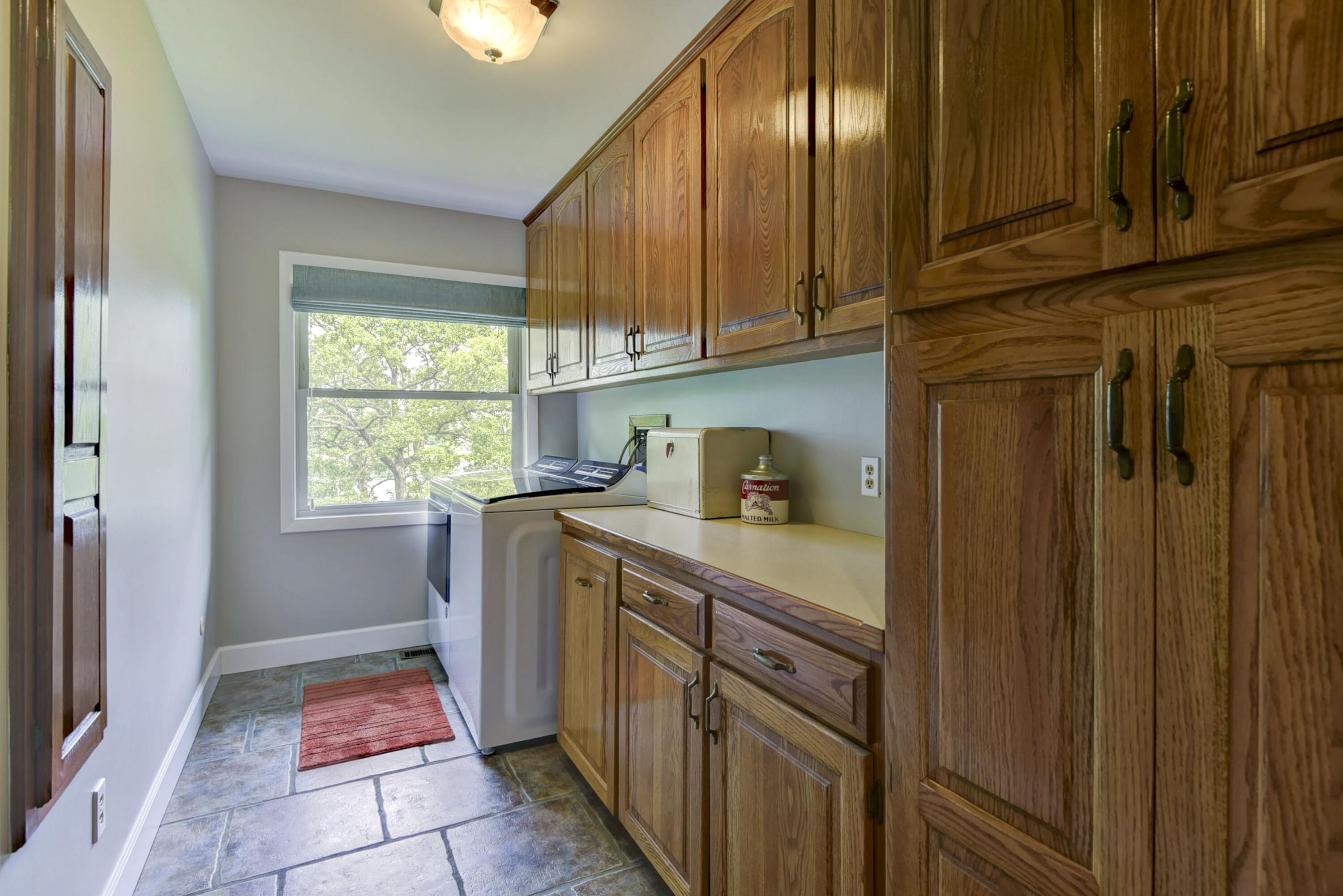 Whispering Oaks - Residential