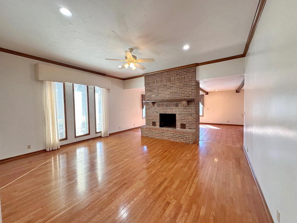 Cedar-Not in List - Residential
