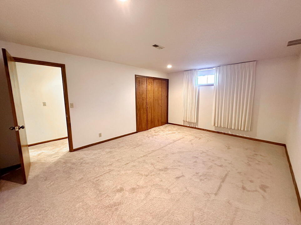 Cedar-Not in List - Residential