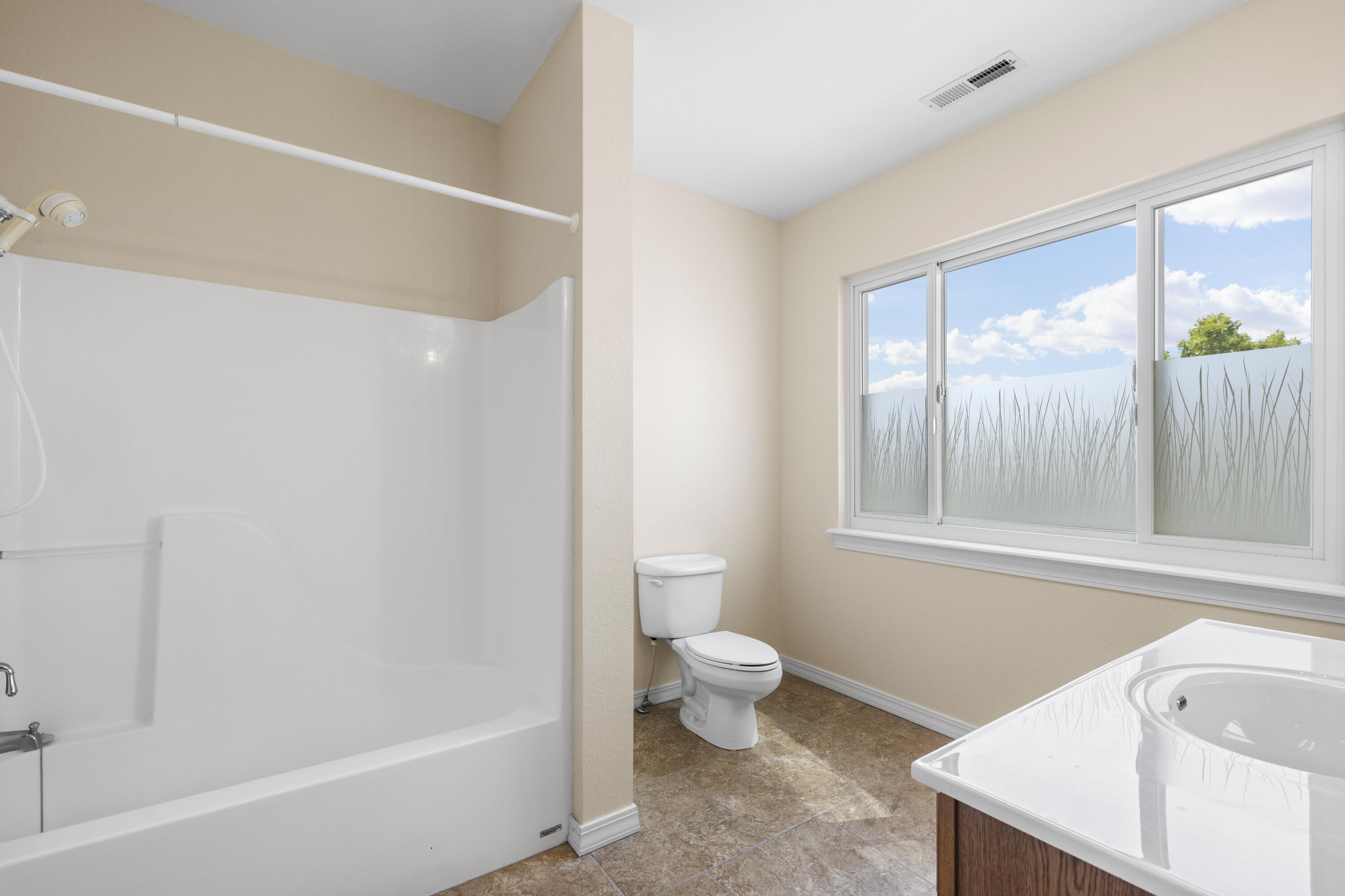 Emerald Pointe - Residential