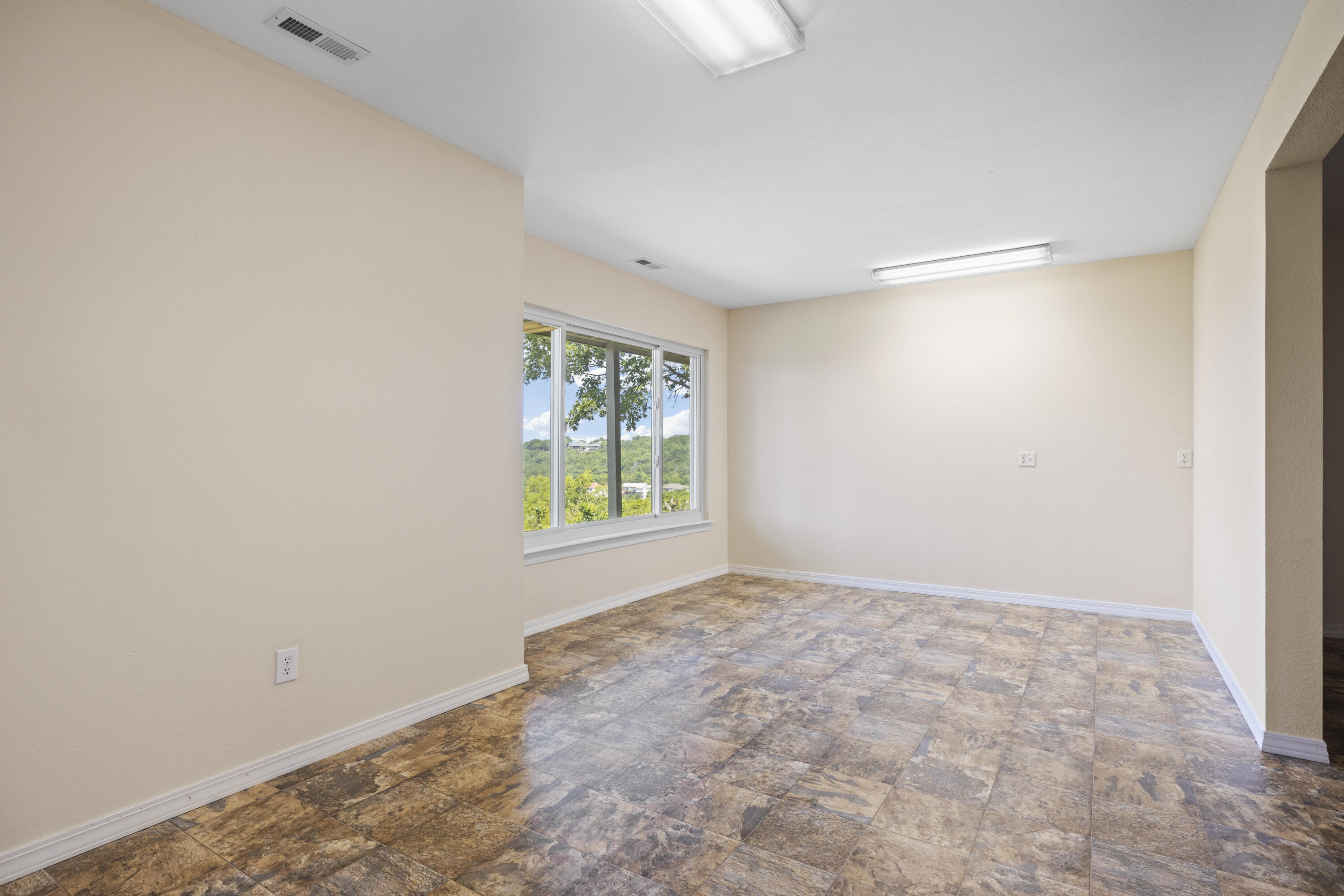 Emerald Pointe - Residential