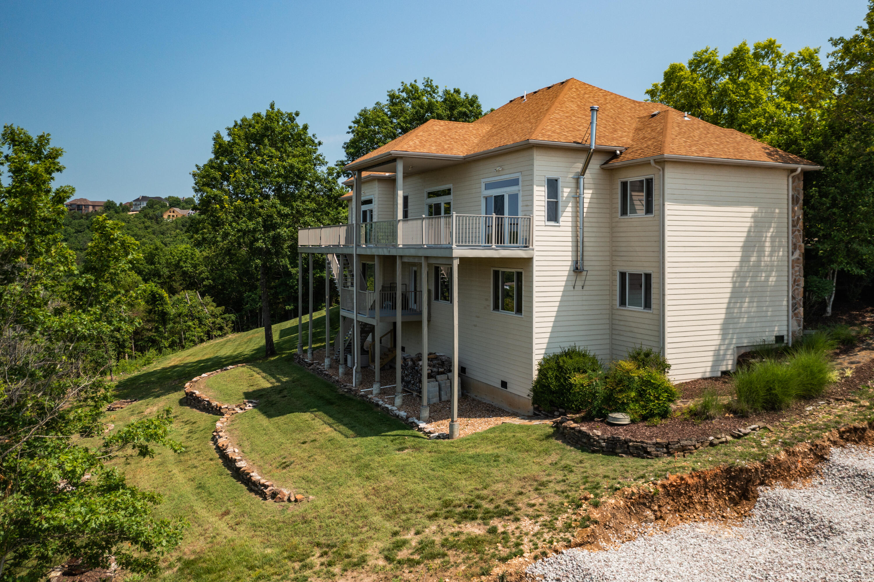 Emerald Pointe - Residential
