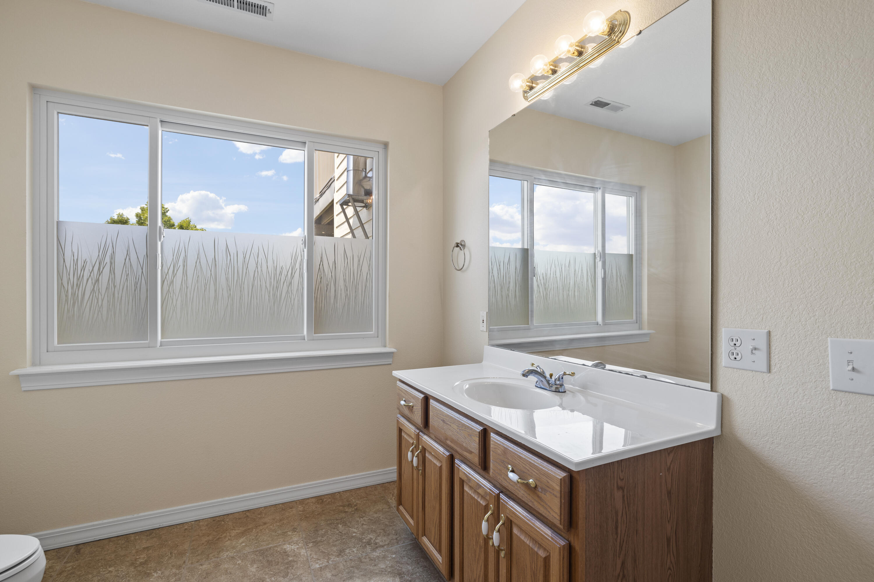 Emerald Pointe - Residential