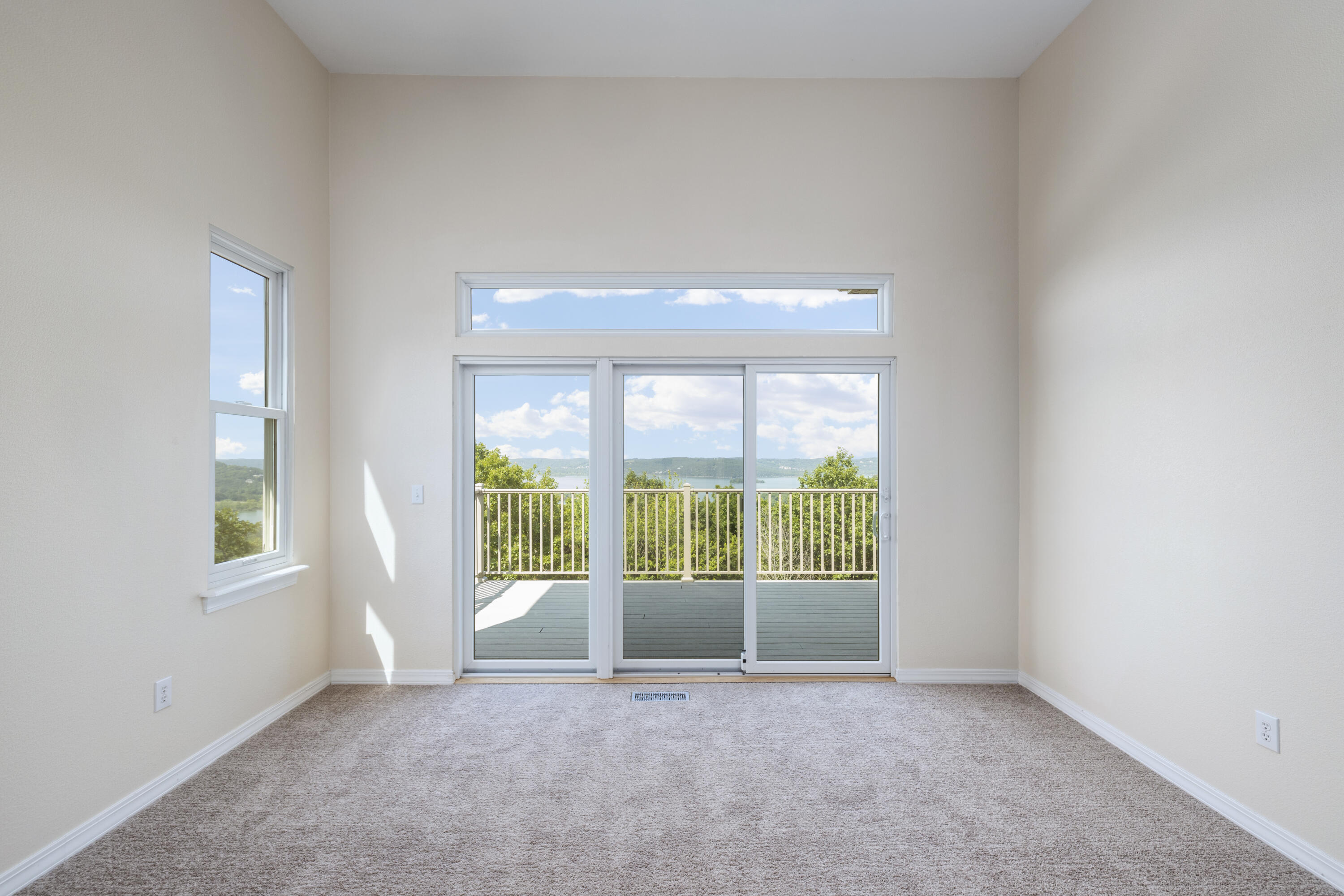Emerald Pointe - Residential