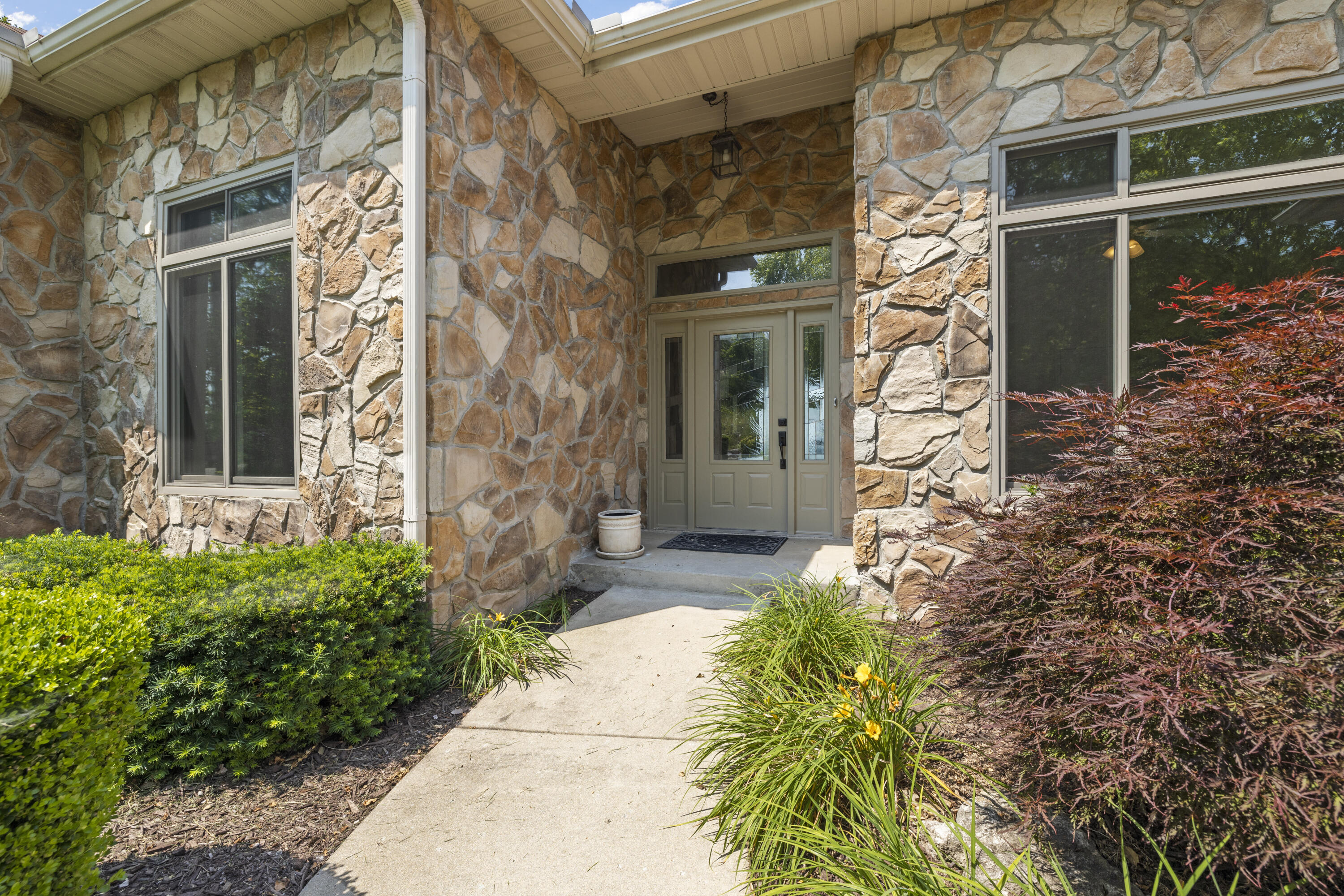 Emerald Pointe - Residential