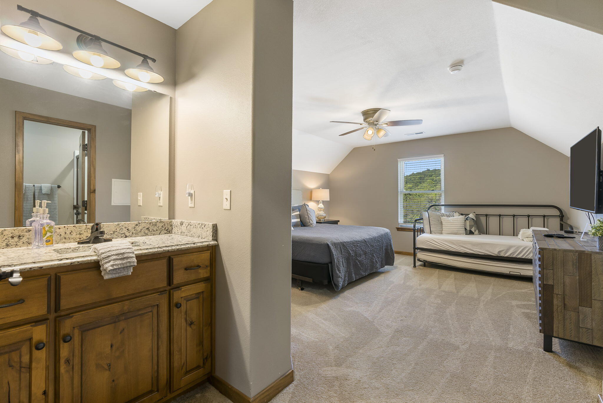 Branson Canyon - Residential