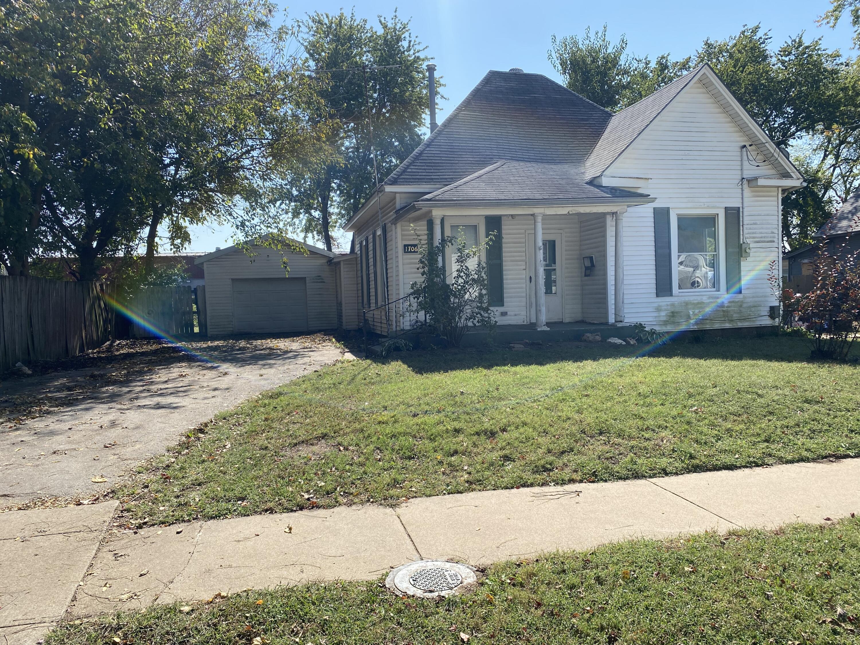 Eagle Hts Place - Residential