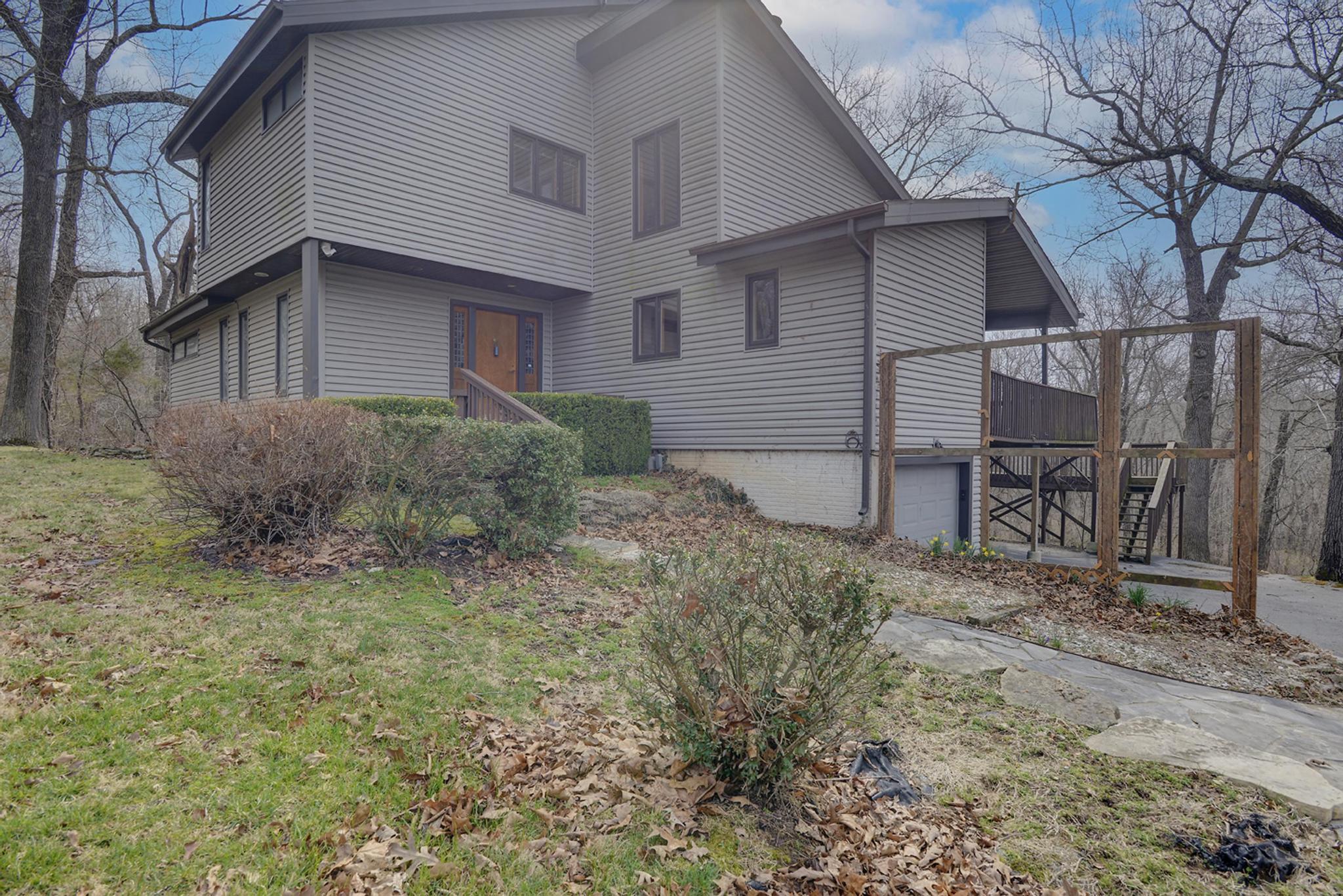 River Bluff Est - Residential
