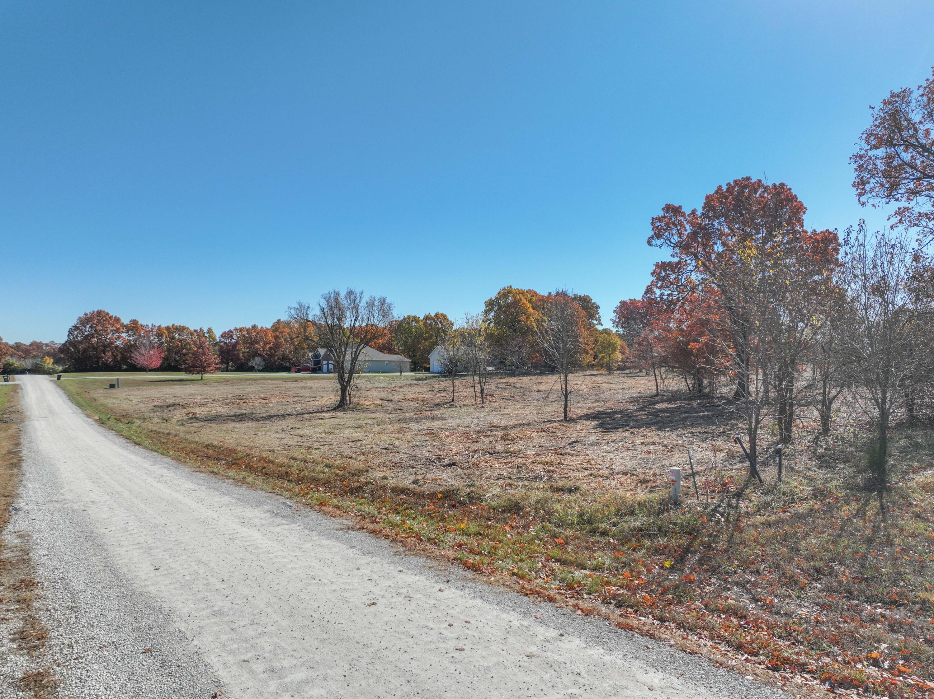Southknoll - Land