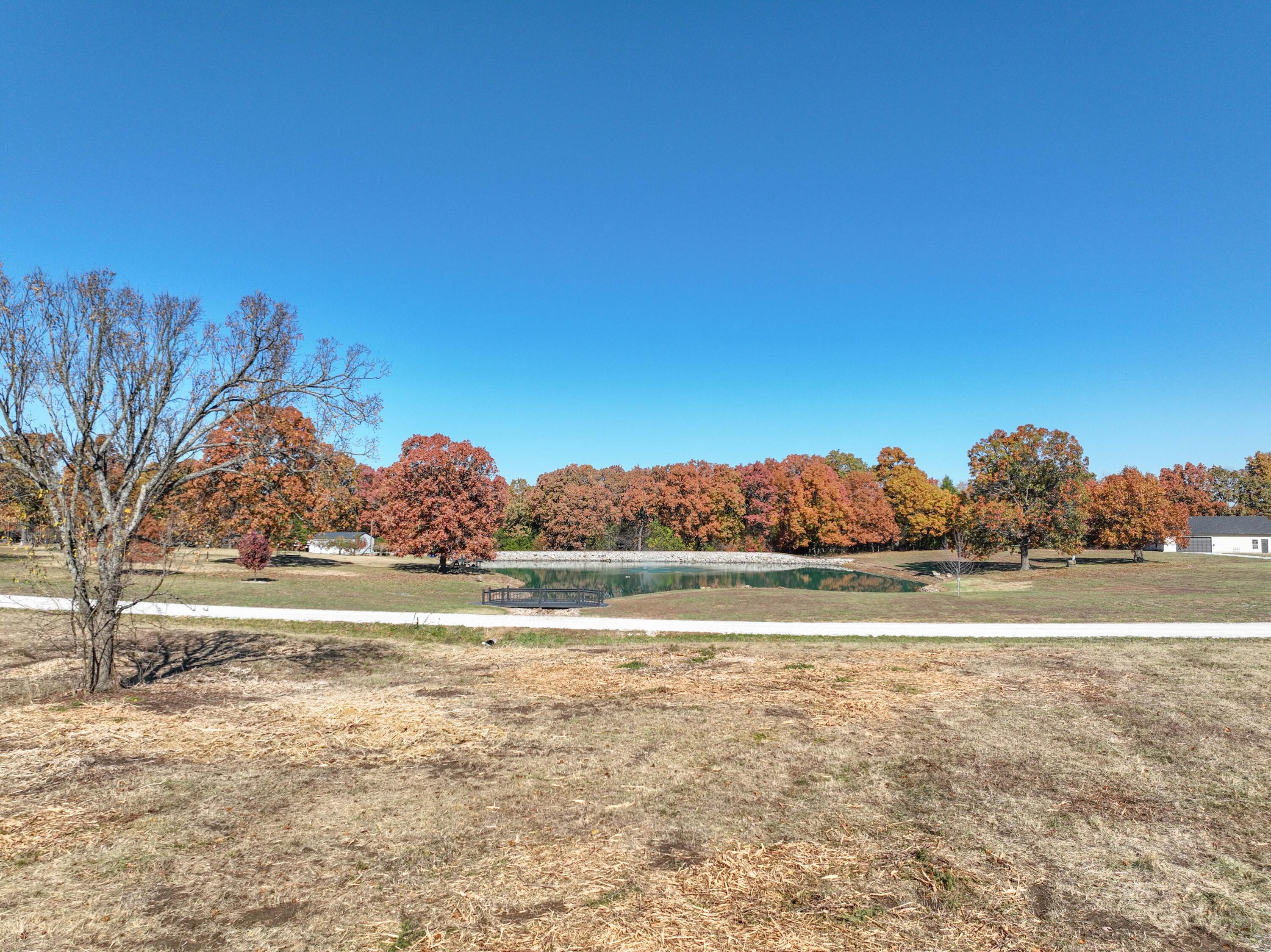 Southknoll - Land