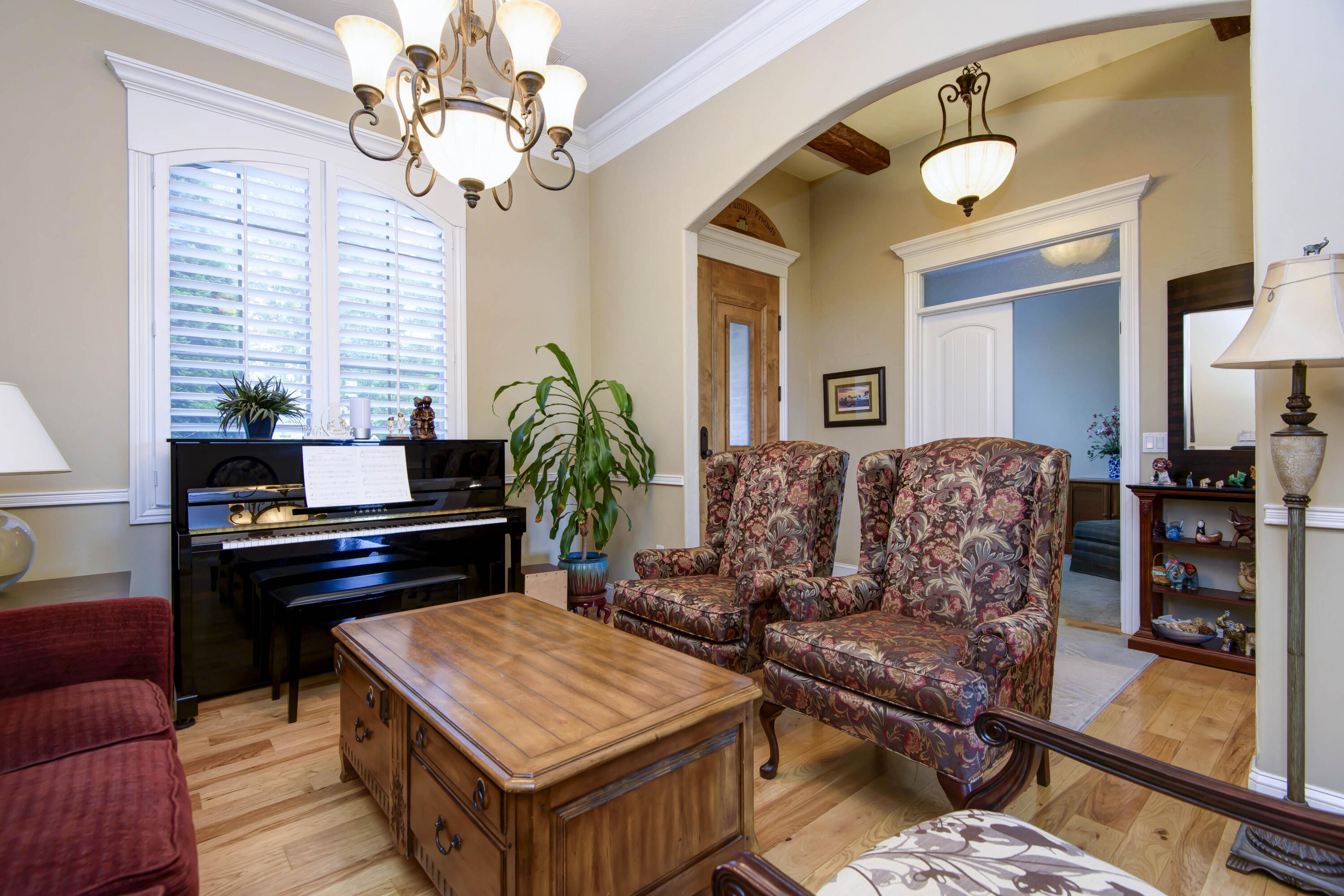 Lexington Square - Residential