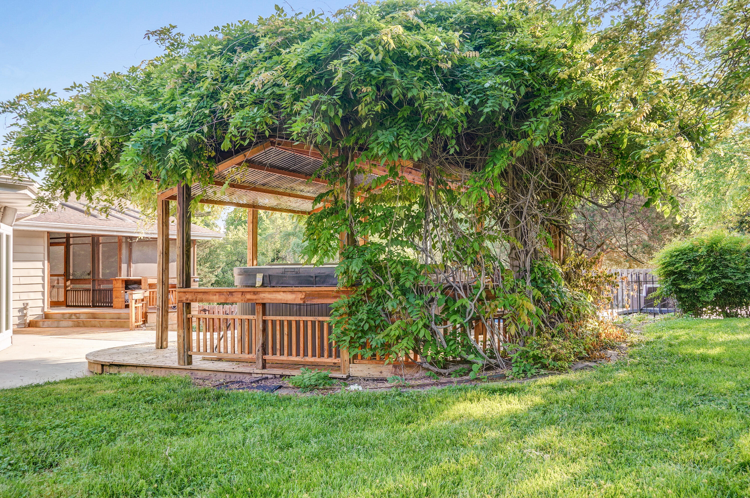 Wildwood Est - Residential