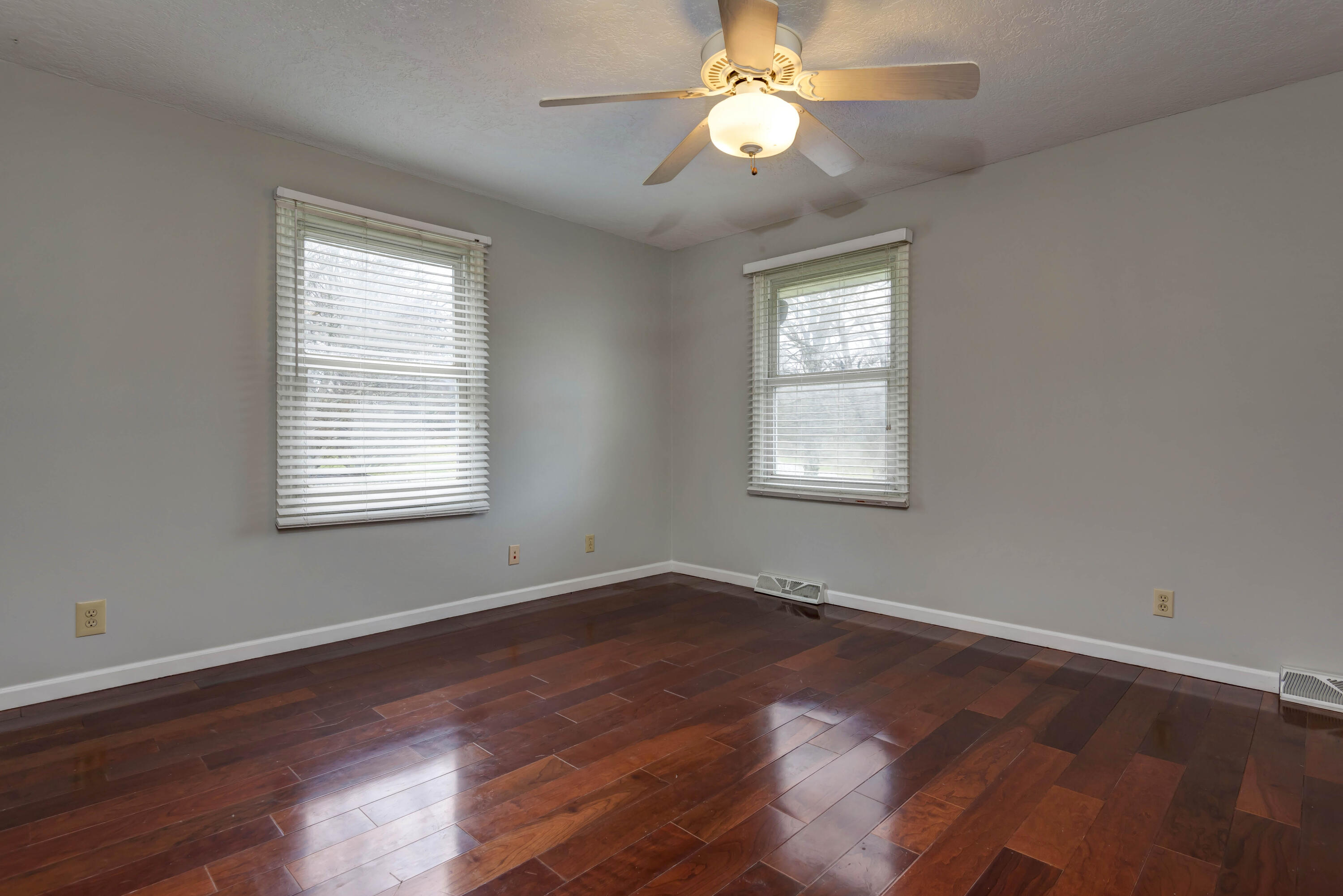 Wildwood Est - Residential