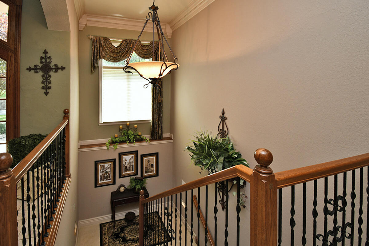 Eagle Crest Acreages - Residential
