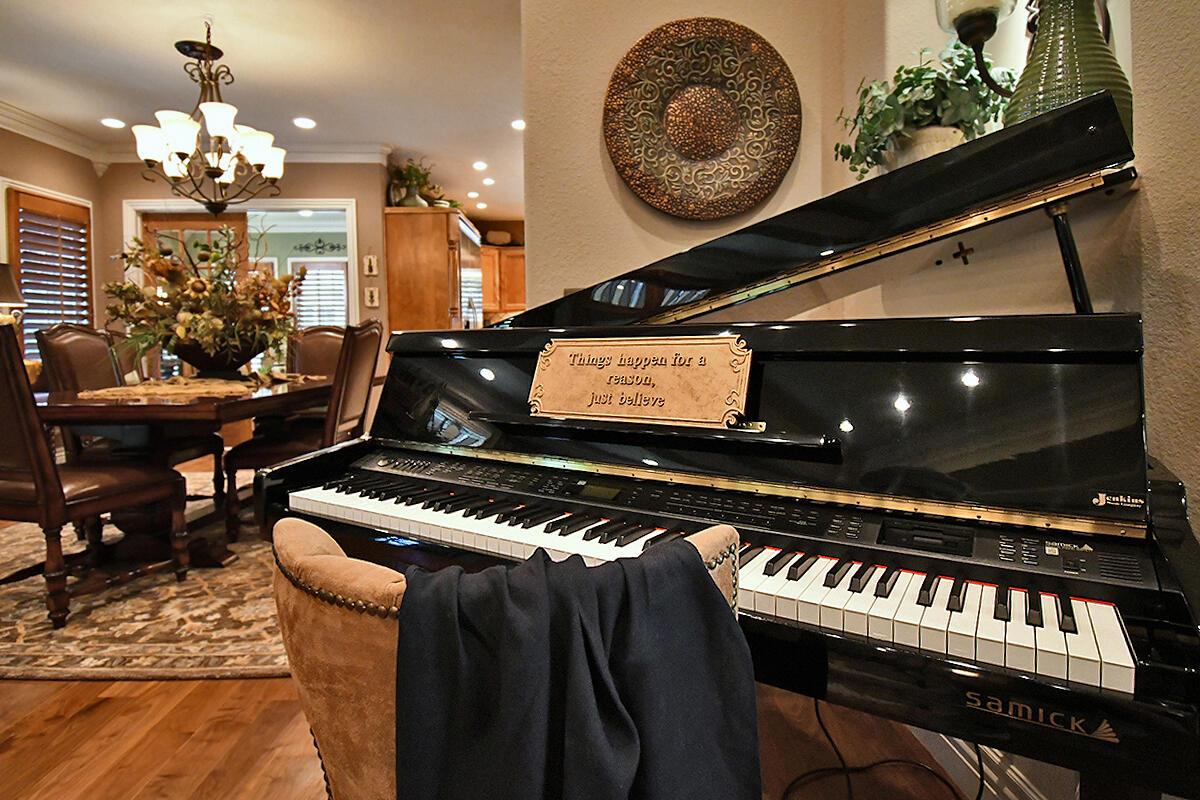 Eagle Crest Acreages - Residential