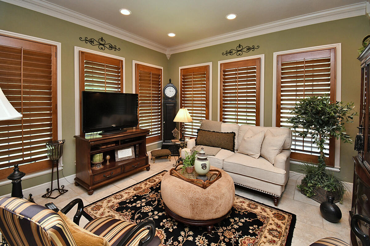 Eagle Crest Acreages - Residential