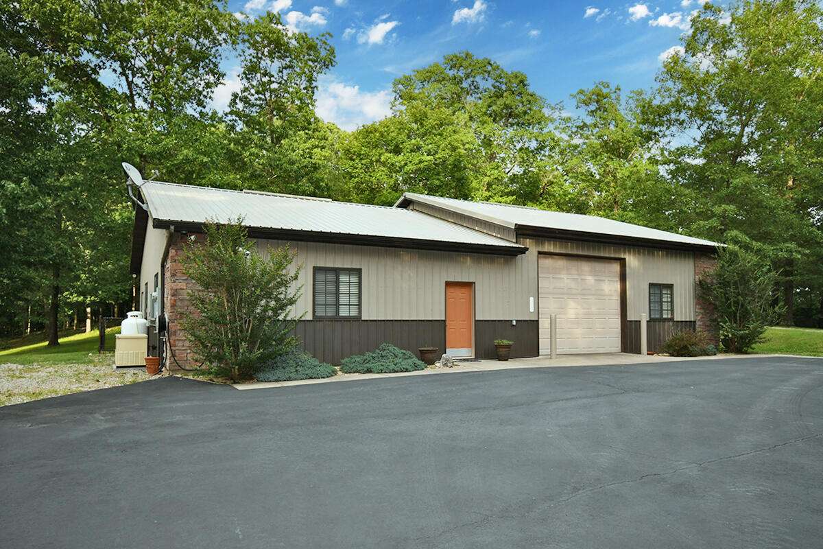 Eagle Crest Acreages - Residential
