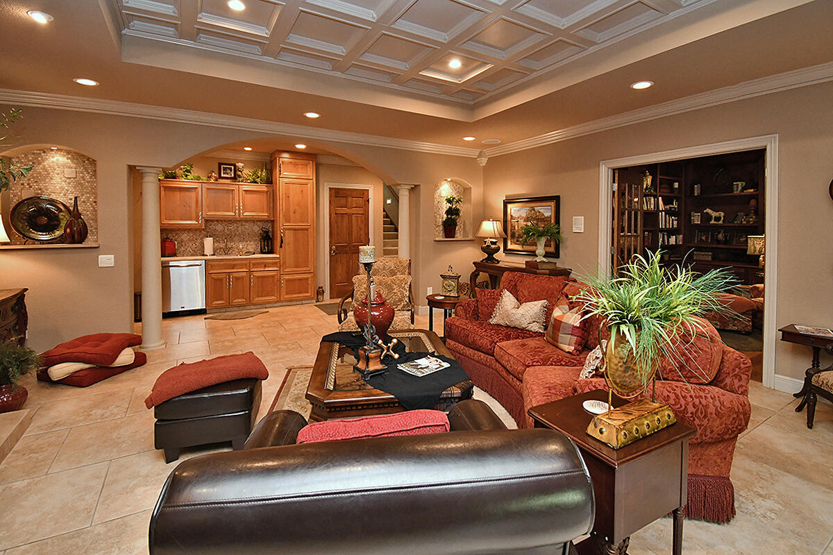 Eagle Crest Acreages - Residential