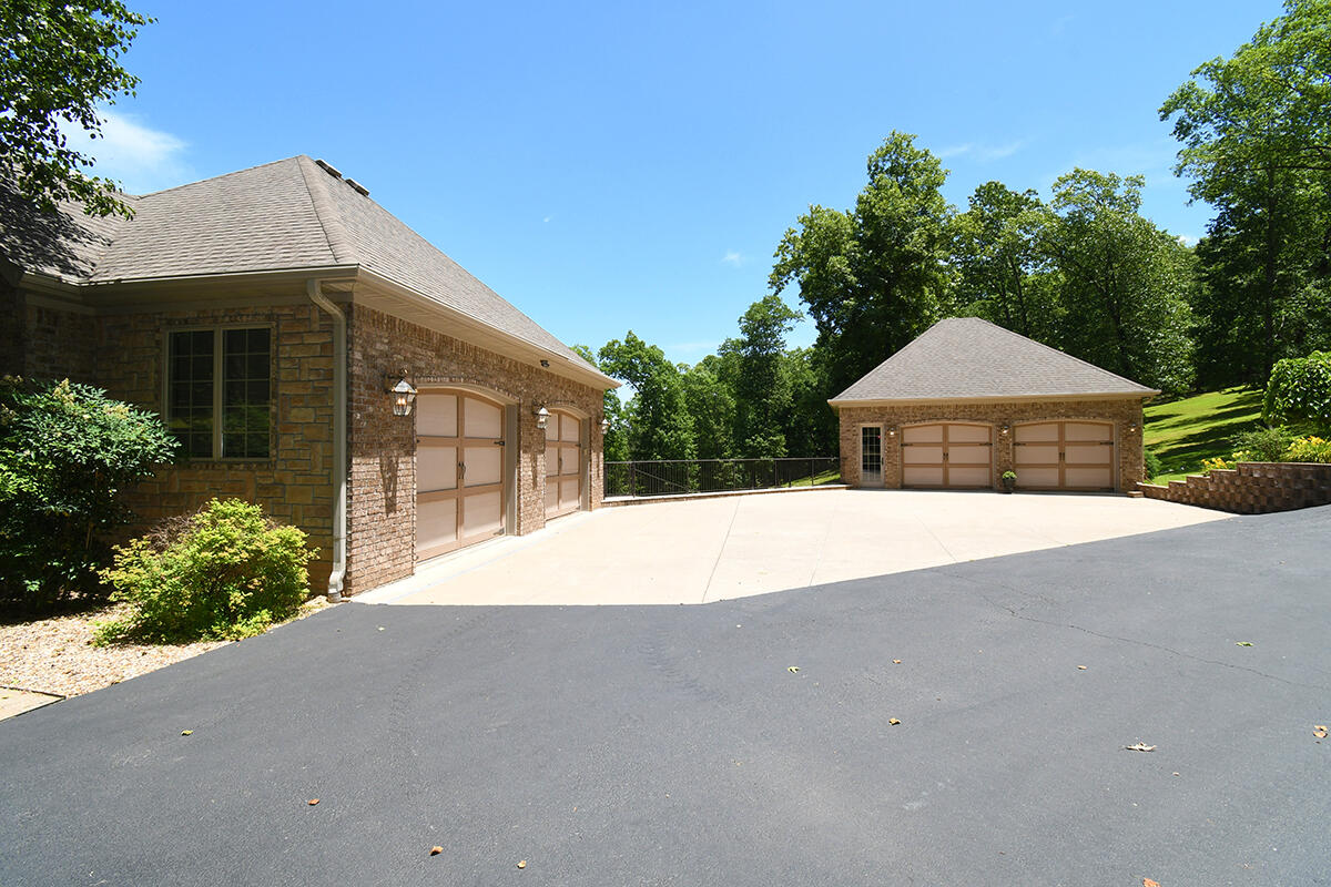 Eagle Crest Acreages - Residential