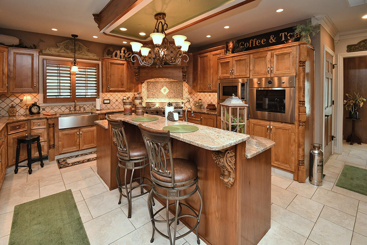 Eagle Crest Acreages - Residential