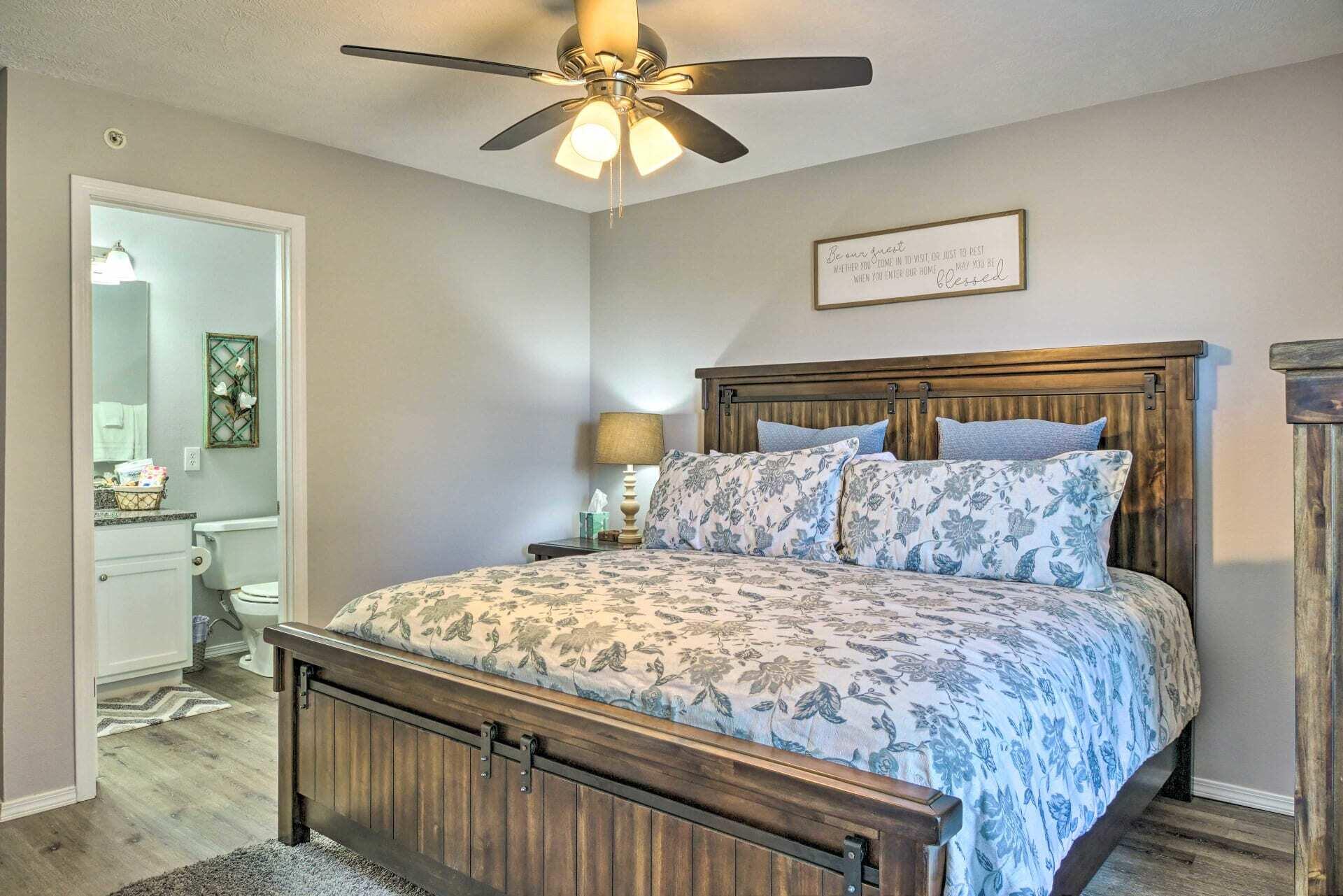The Vineyard Condominiums - Residential
