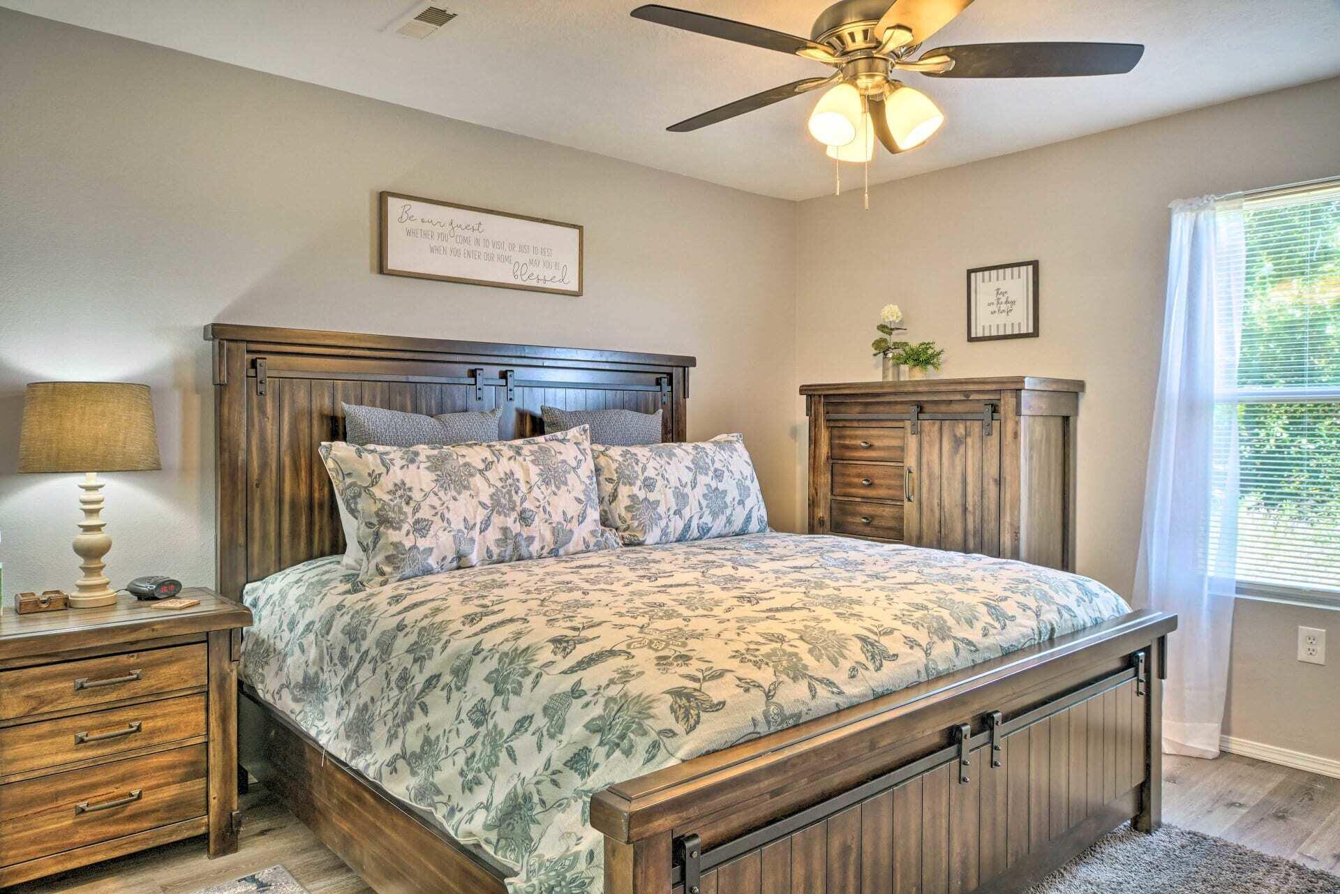 The Vineyard Condominiums - Residential