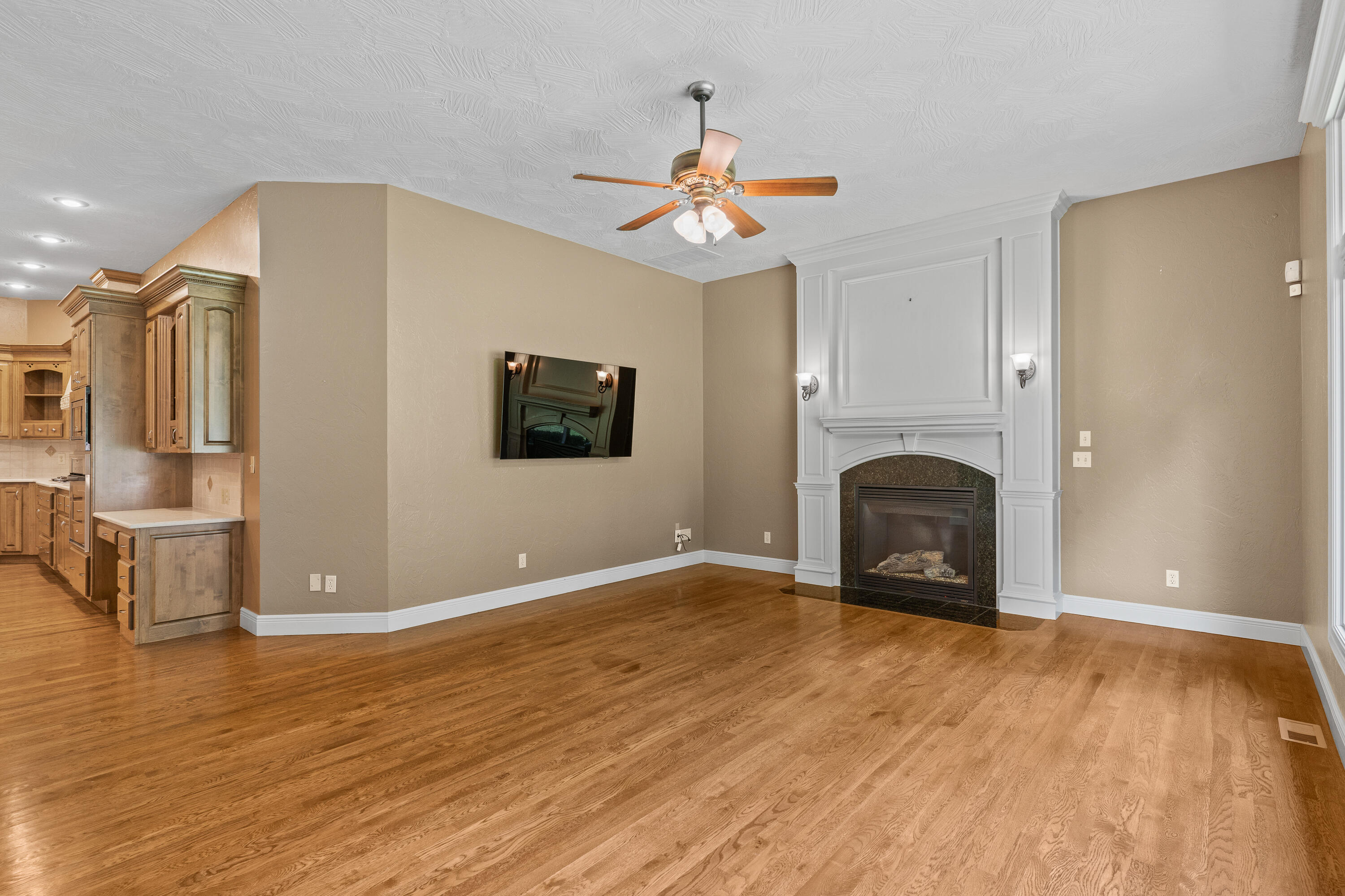 Eaglesgate - Residential