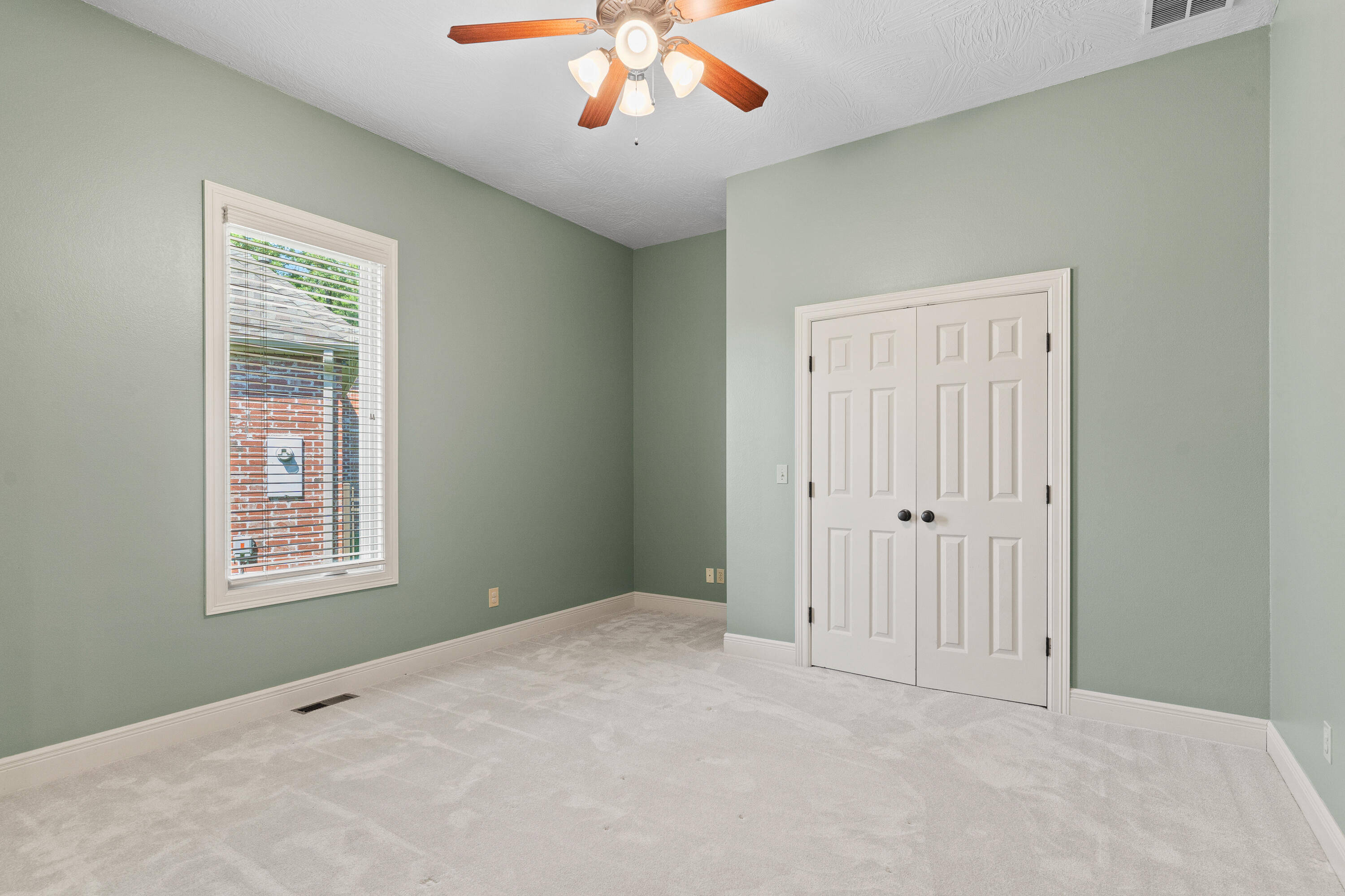 Eaglesgate - Residential