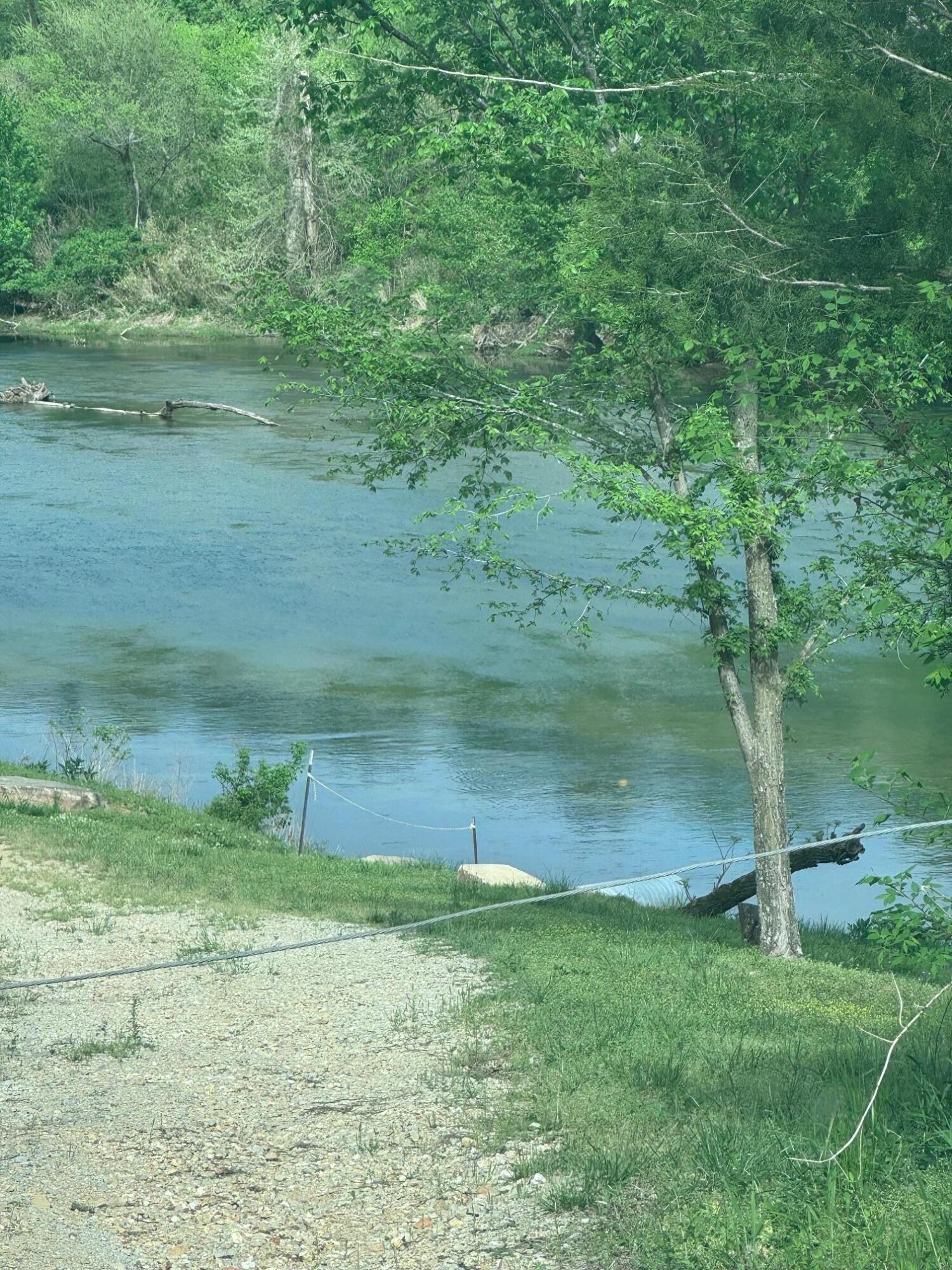 Ozark-Not in List - Land