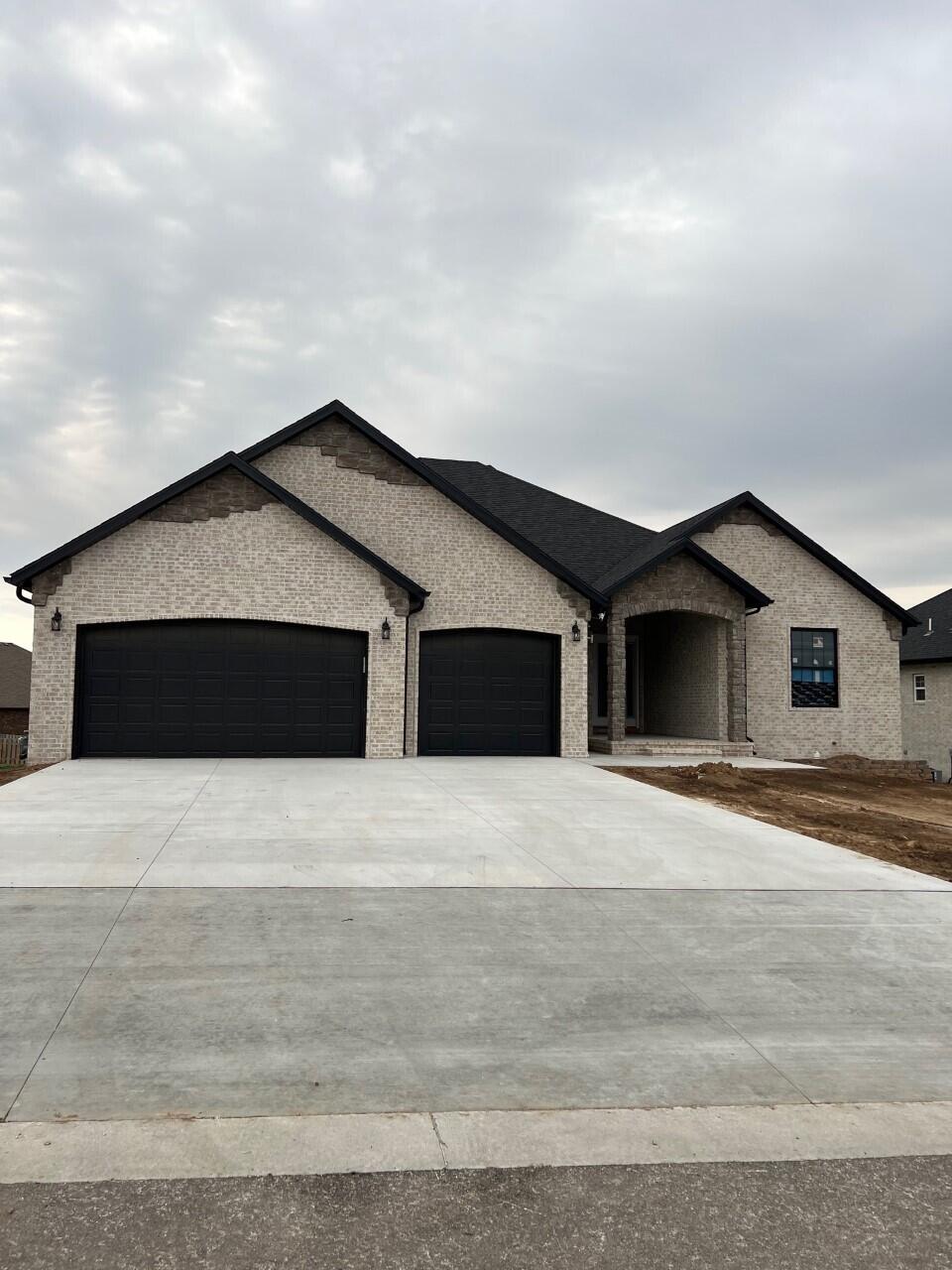 The Lakes Wild Horse - Residential